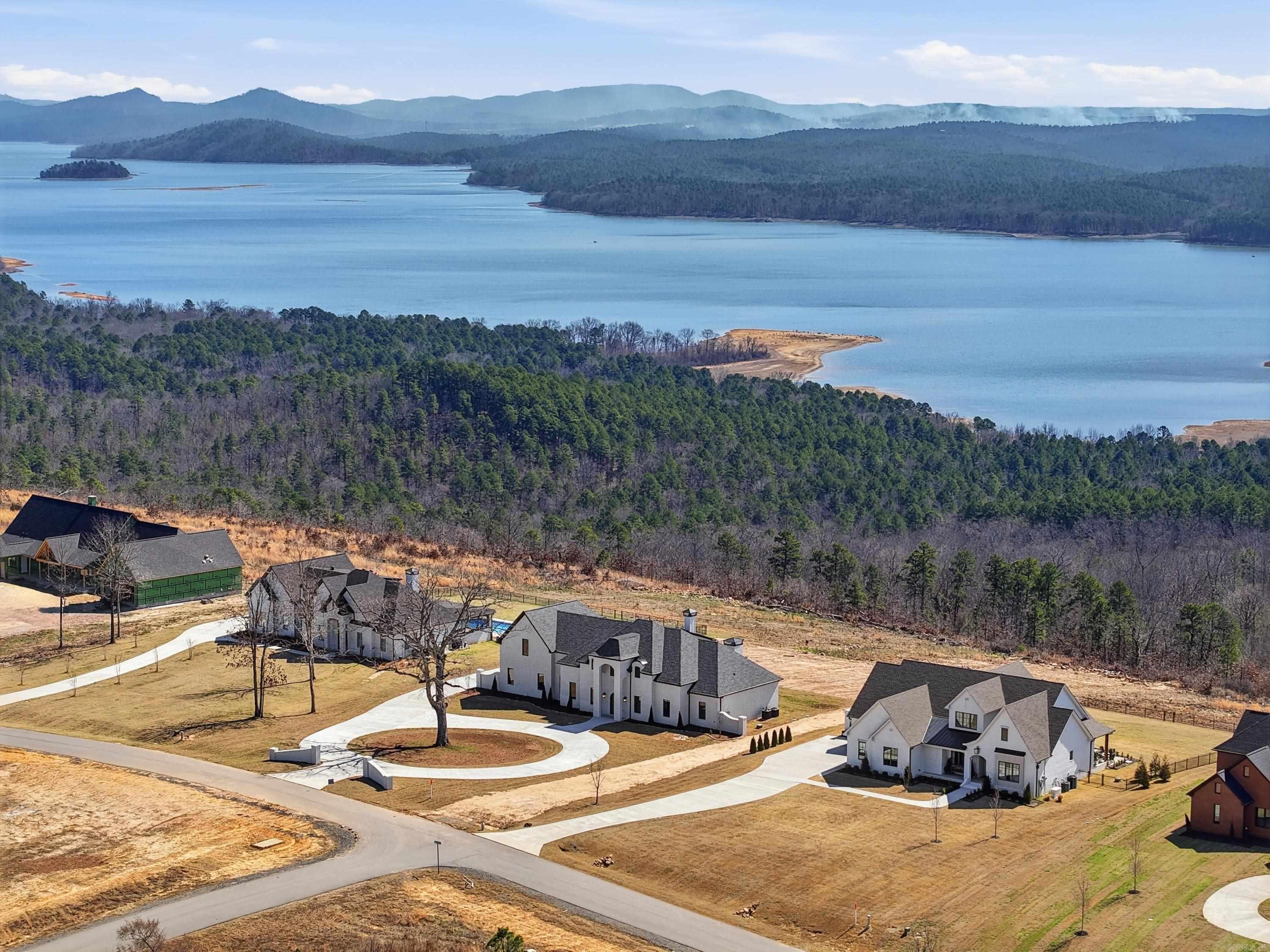 LAKEVIEW WEST - Residential