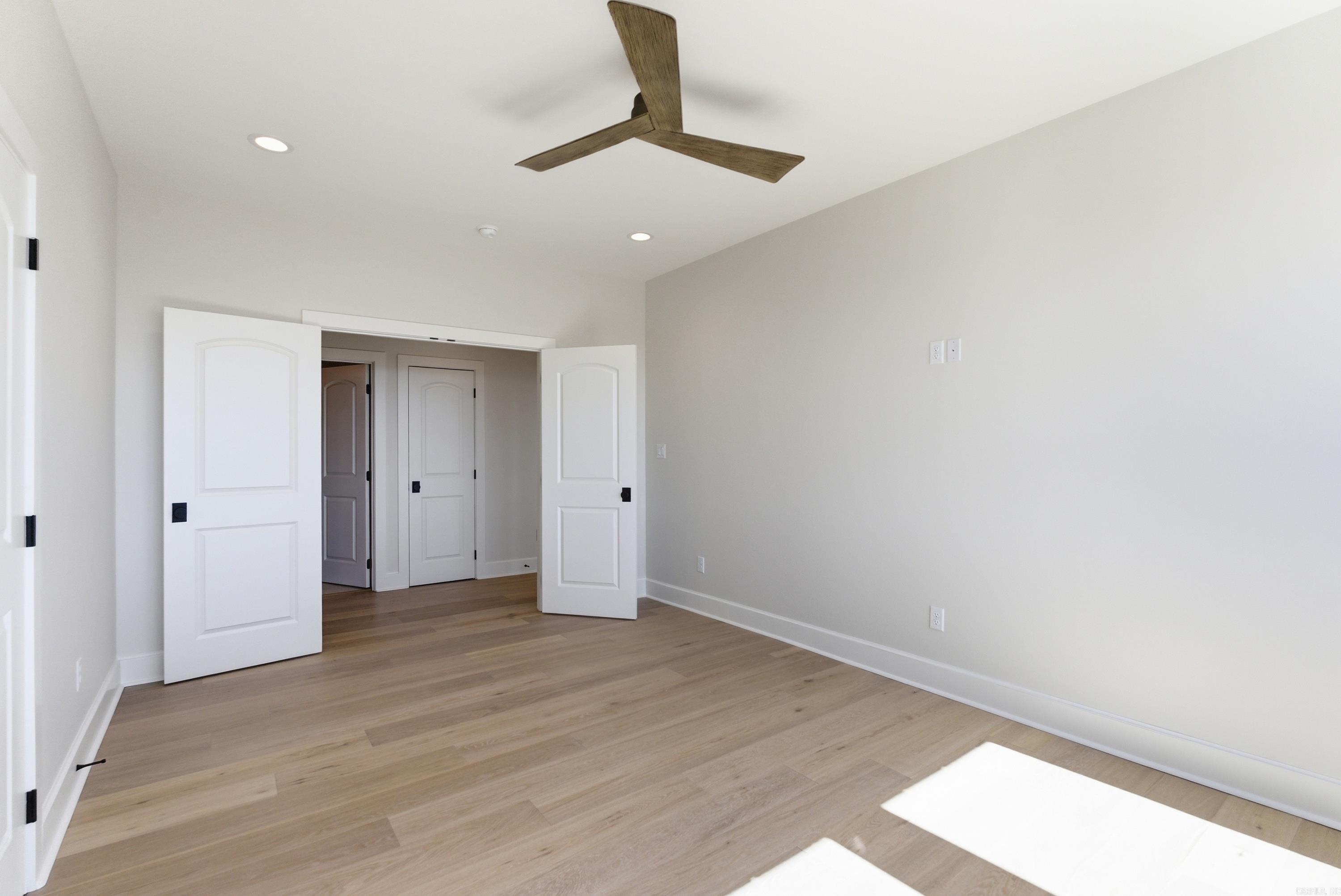 LAKEVIEW WEST - Residential