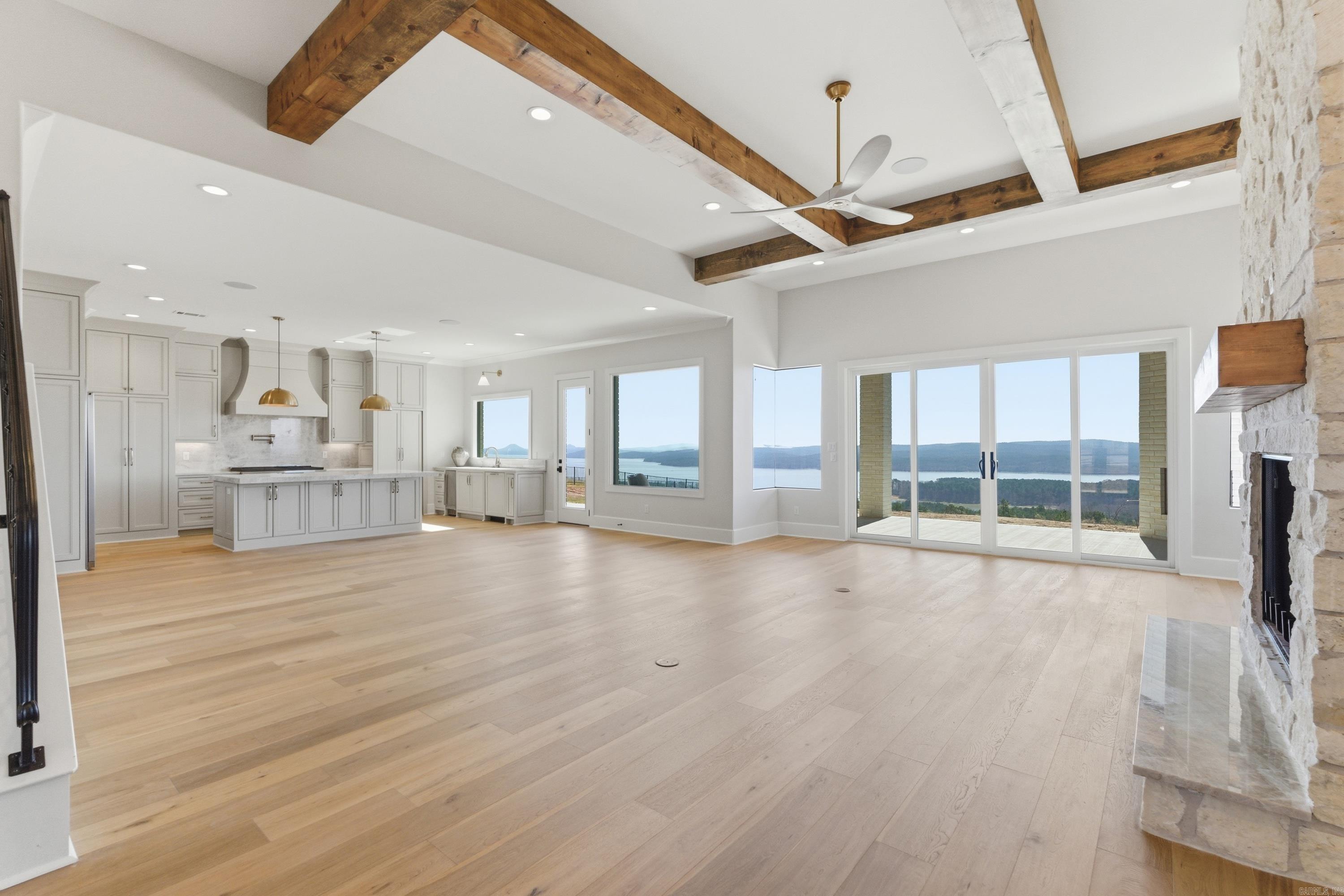 LAKEVIEW WEST - Residential