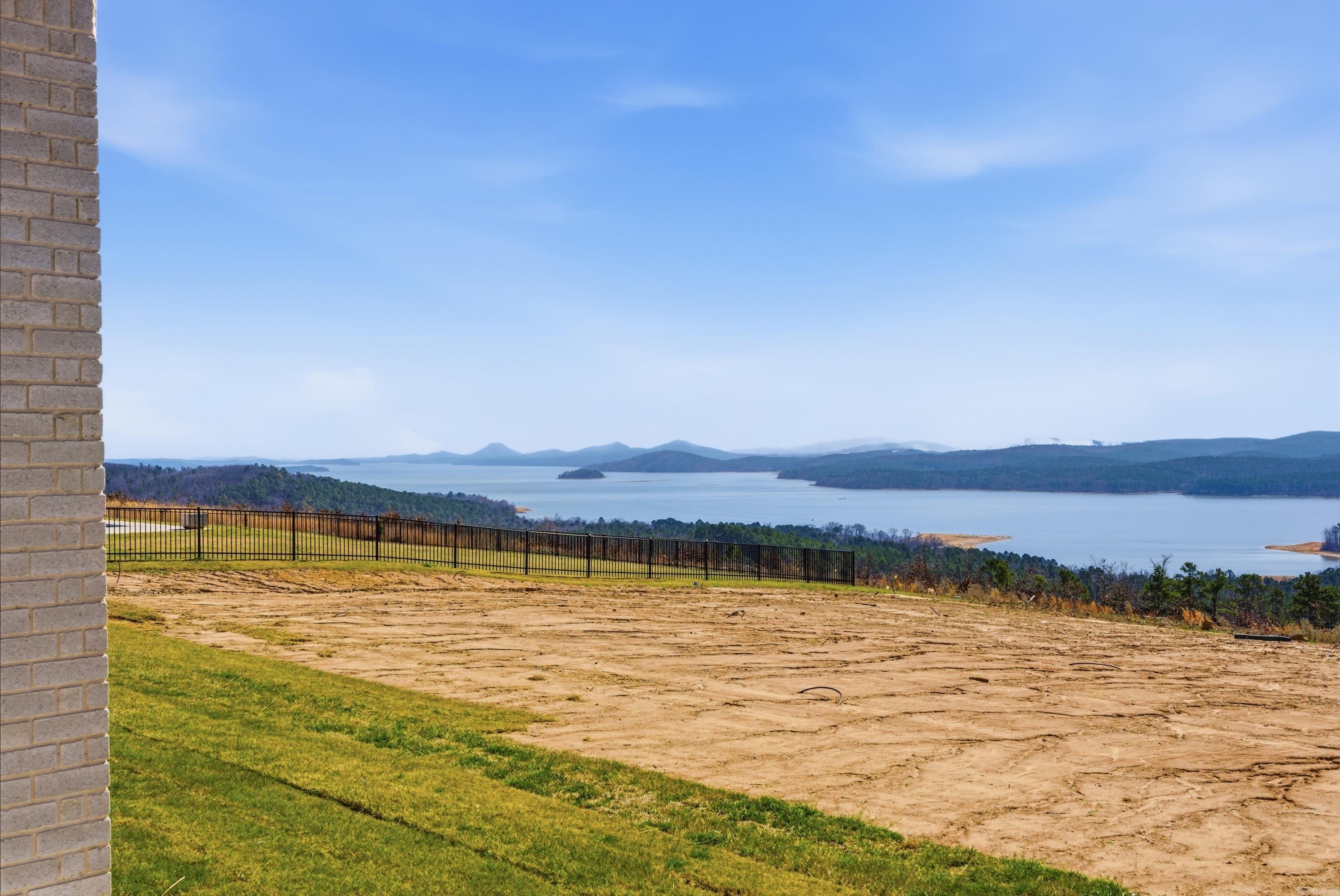 LAKEVIEW WEST - Residential