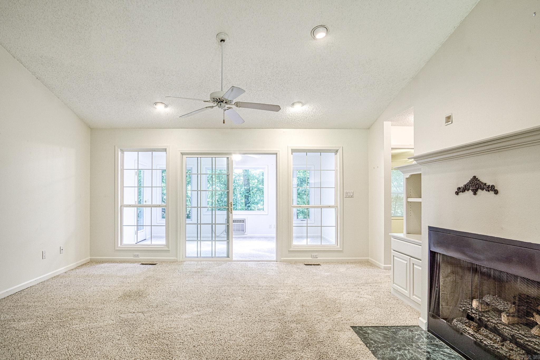 ZAFIRO - Residential