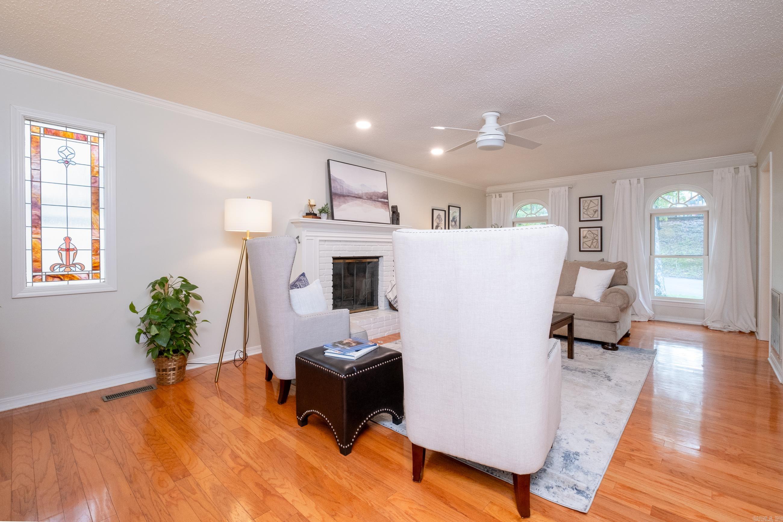 HOLLENBERG - Residential