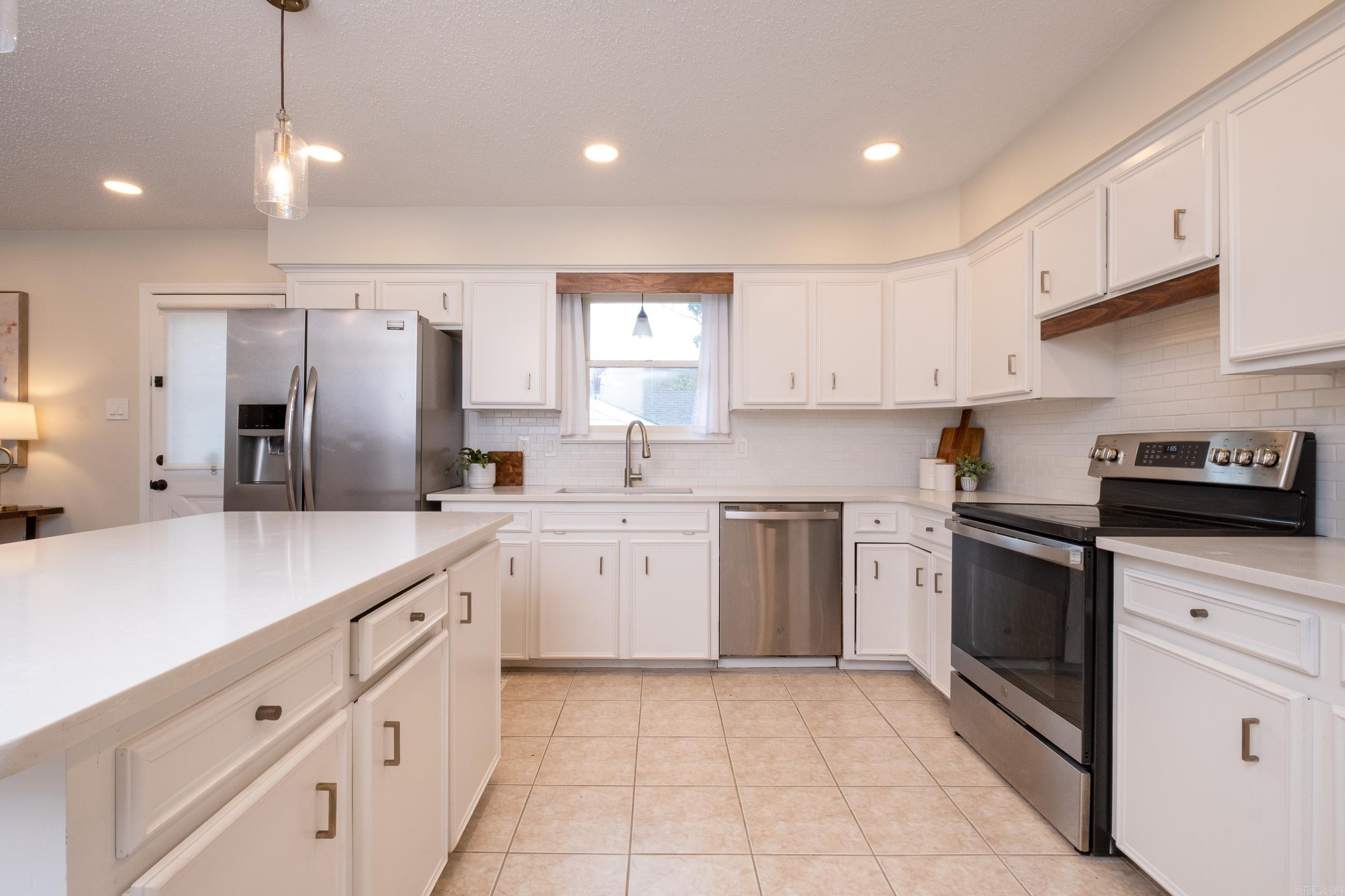 HOLLENBERG - Residential