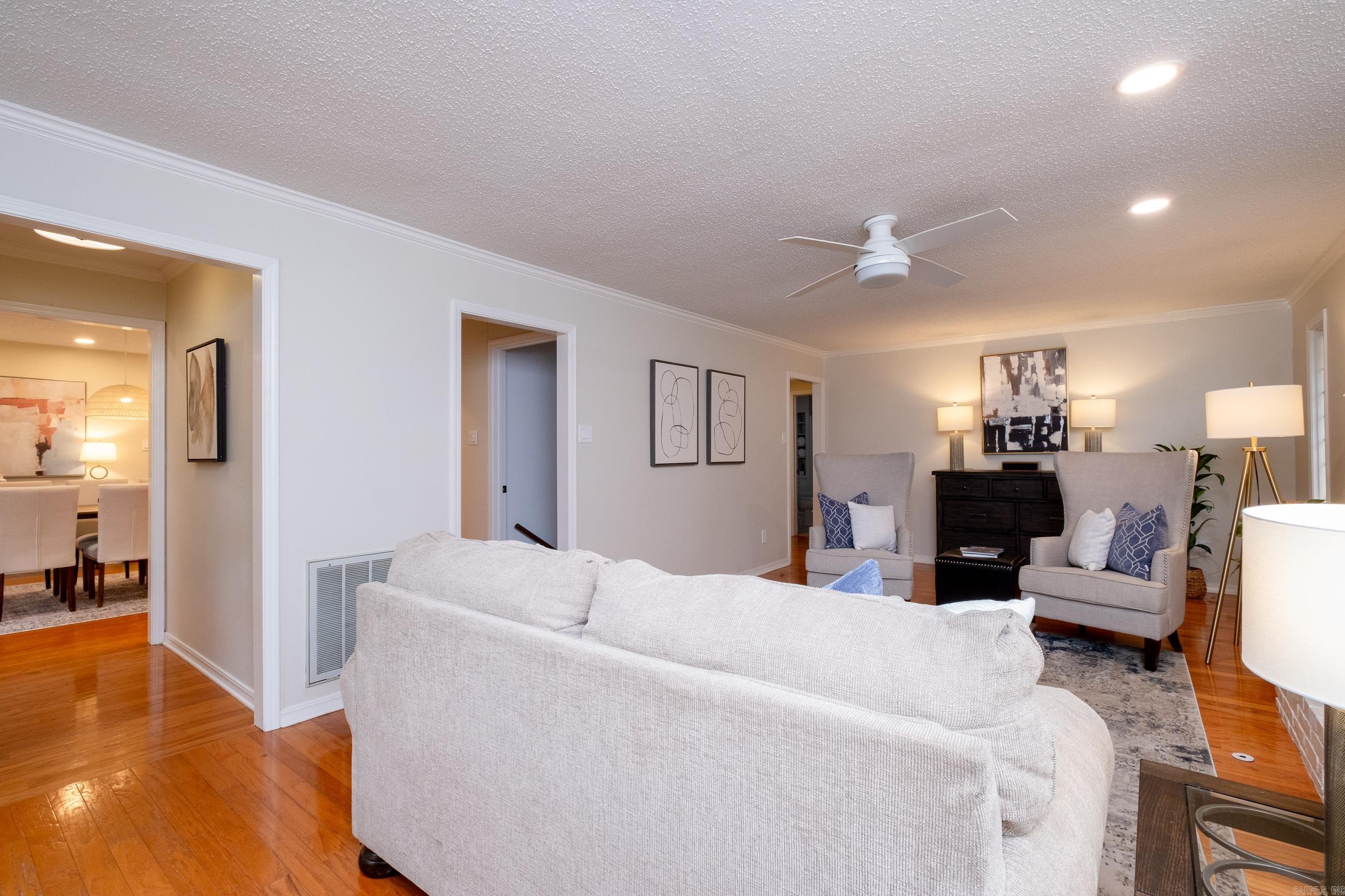 HOLLENBERG - Residential