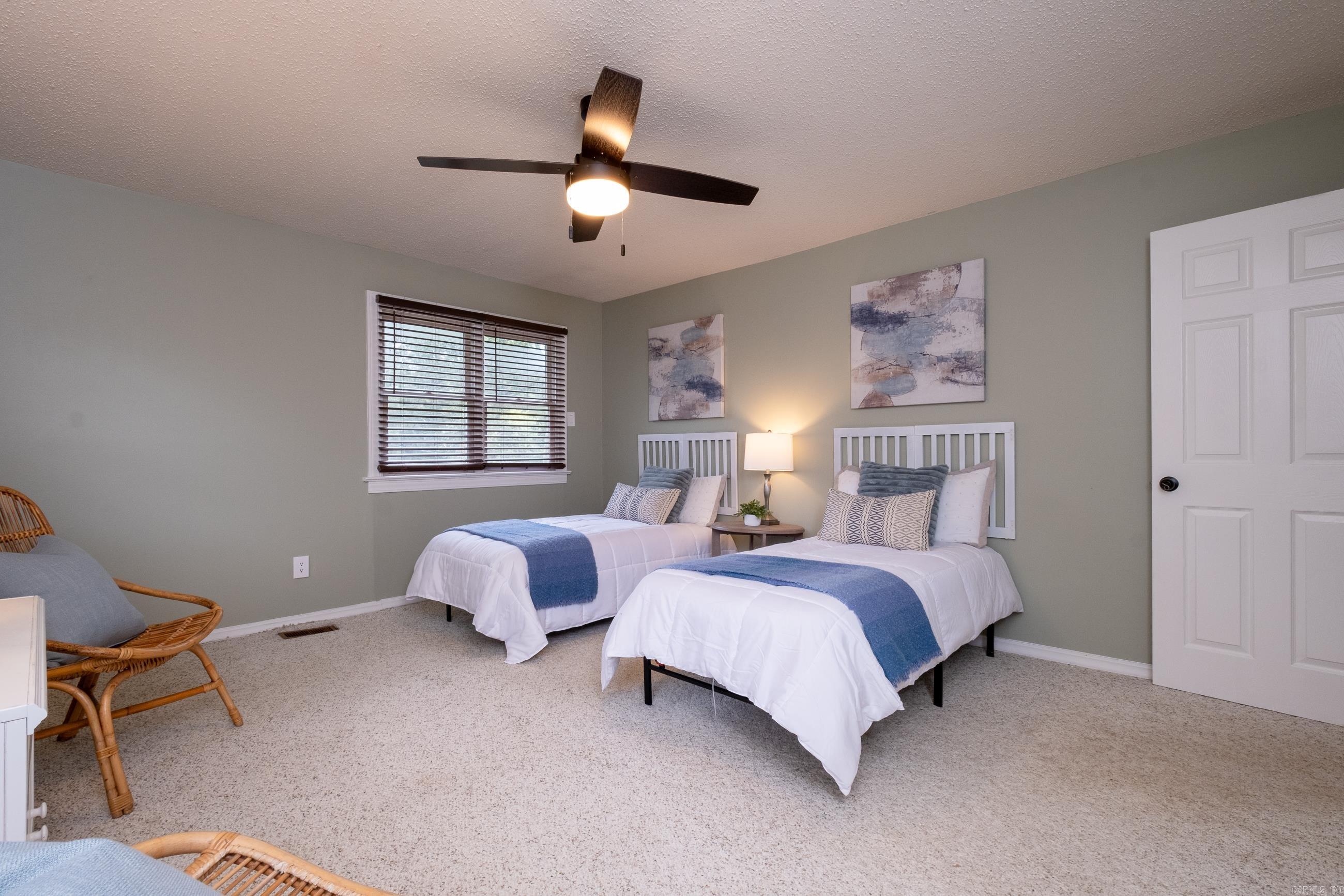 HOLLENBERG - Residential