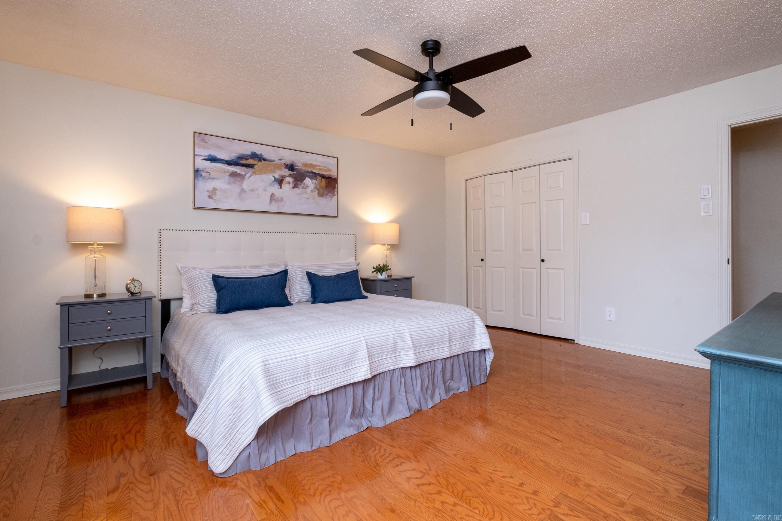 HOLLENBERG - Residential