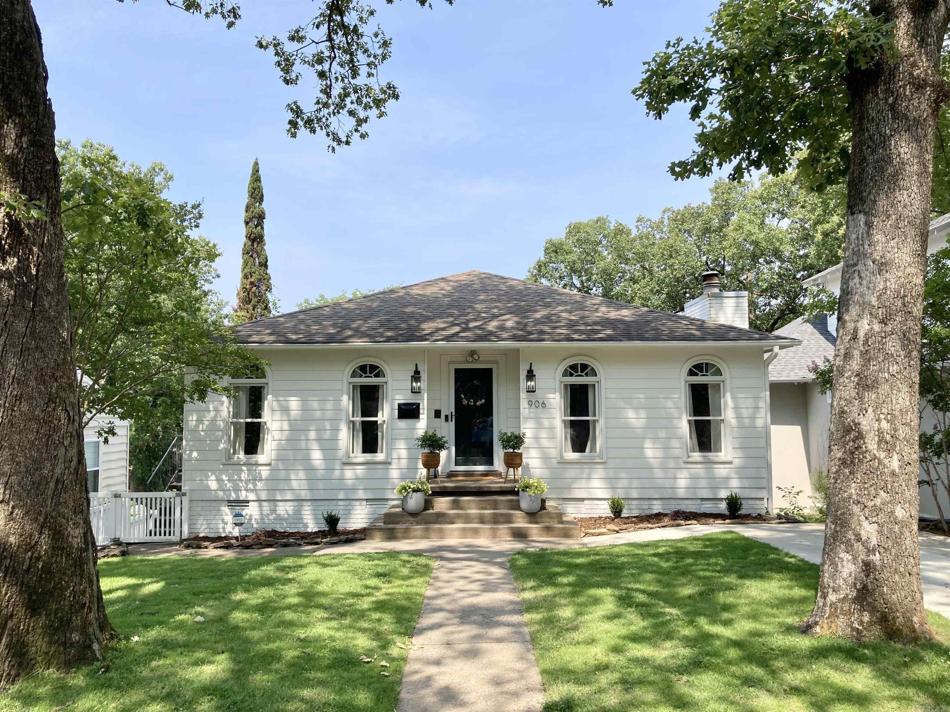 Unique opportunity with this perfect Hillcrest home! Can live as two separate spaces!! Must see! Beautifully remodeled home - Updated and open kitchen with island and stainless appliances! Updated bathrooms, new paint inside and out, new quartz countertops! Lower level can be a completely separate living space and can be a MIL quarters OR rented for additional income with it's own separate entrance! 780 sf, 2 bedroom a full bath, kitchenettte and it's own laundry room! New carpet in lower level and new lighting throughout, also added parking pad in front of the house. Beautiful hardwoods on the main level - 2 bedrooms on main. Fully fenced, and additional 700 sf shop with electrical. COME SEE!!