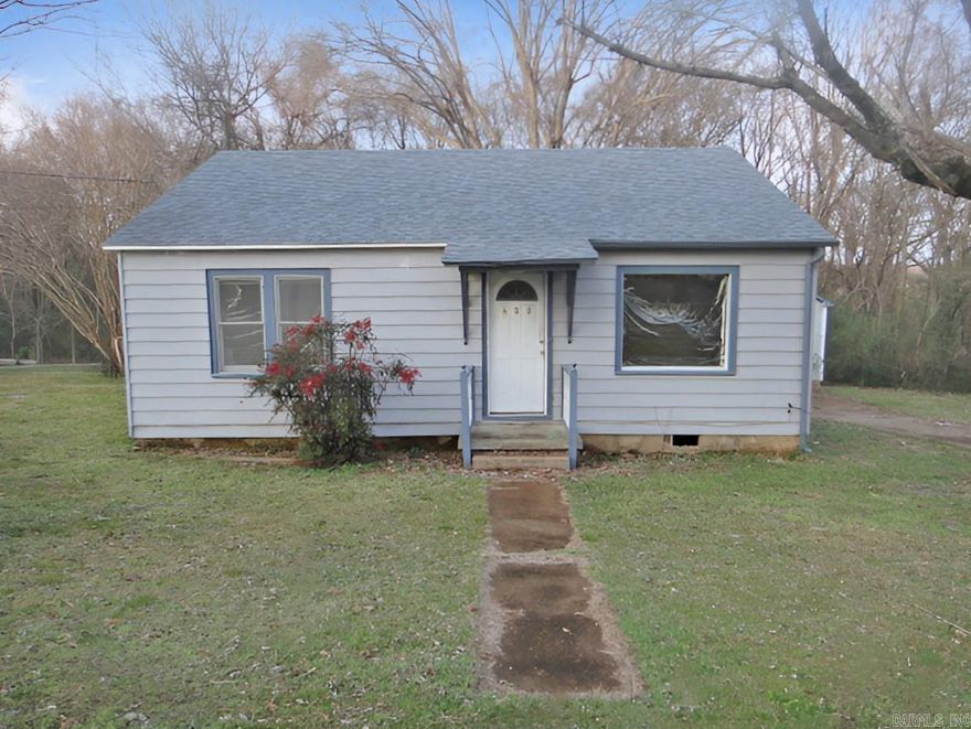 Cute cottage style home with more square footage than appears. Wood floors and vinyl flooring. Home has a detached 1 car garage with storage area. Please see Agent Remarks for submitting an offer.