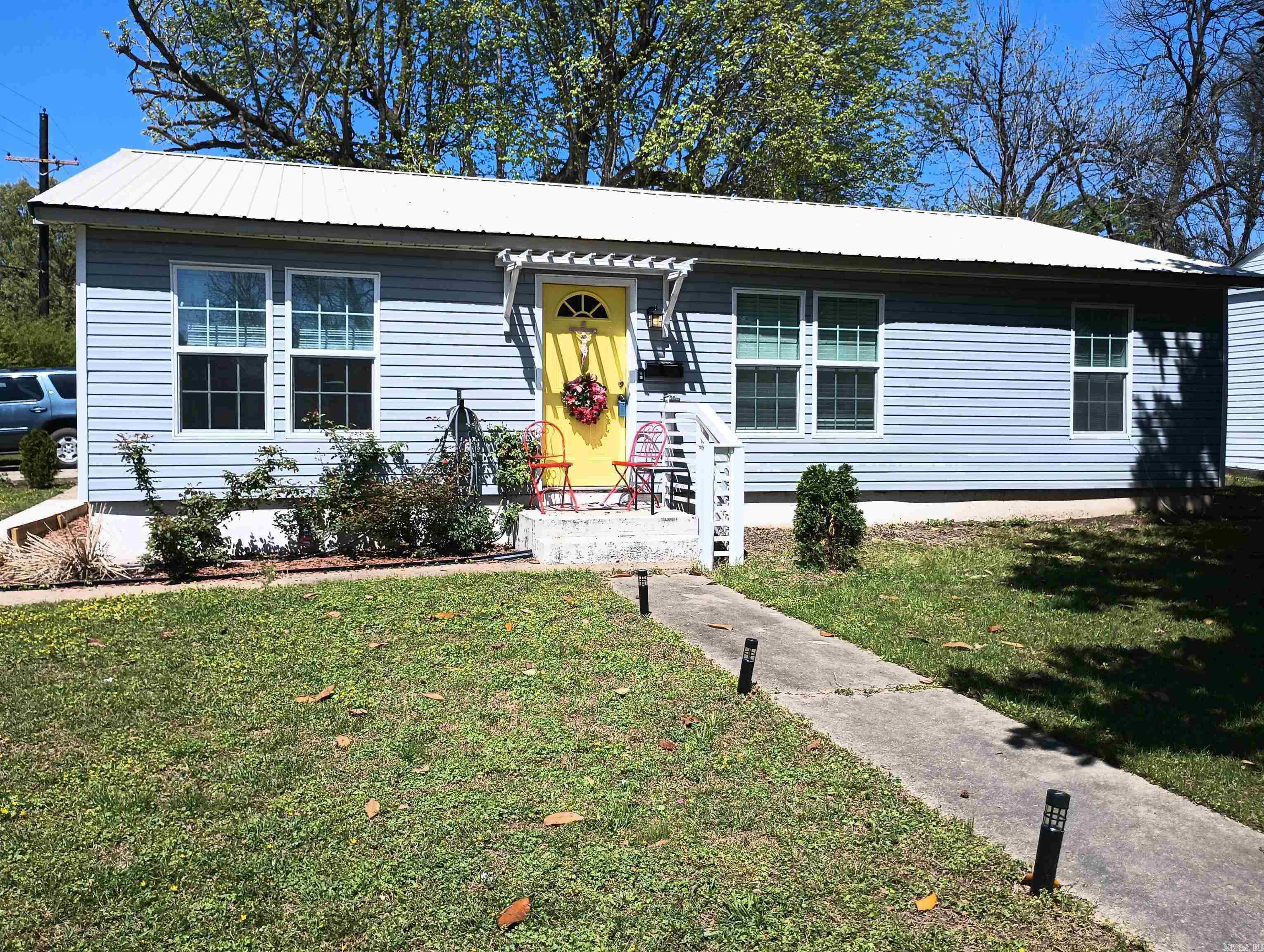 WEST END - Residential