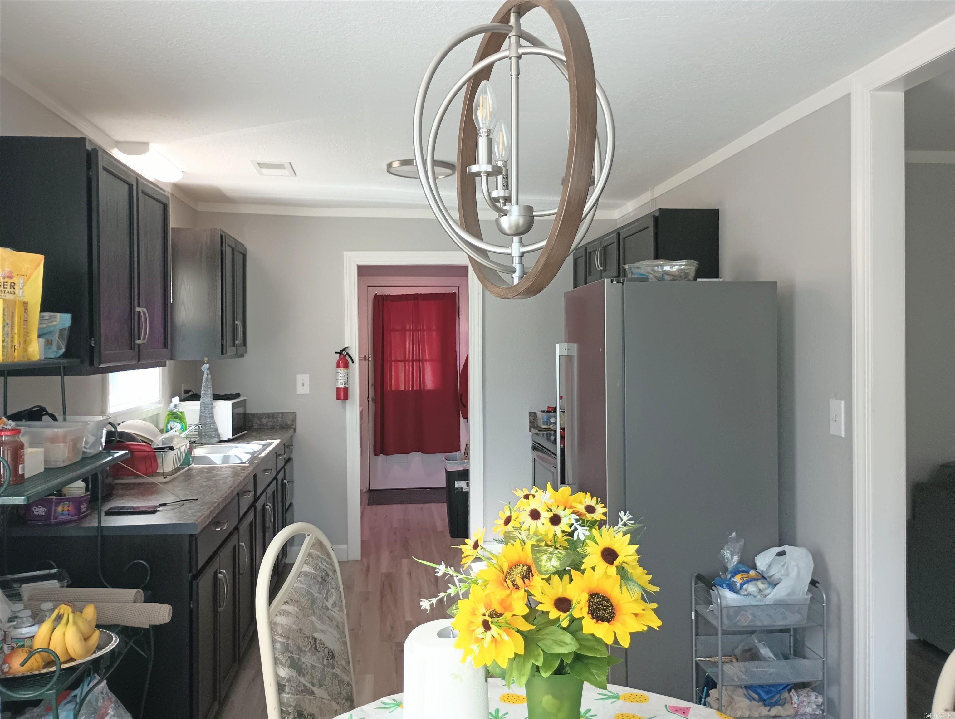 WEST END - Residential