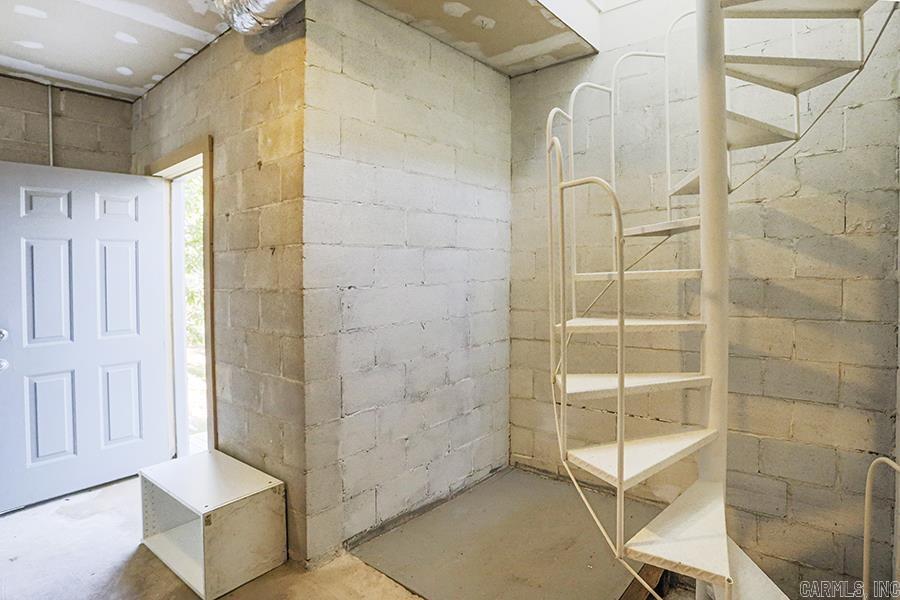 Forest Heights Condo - Residential