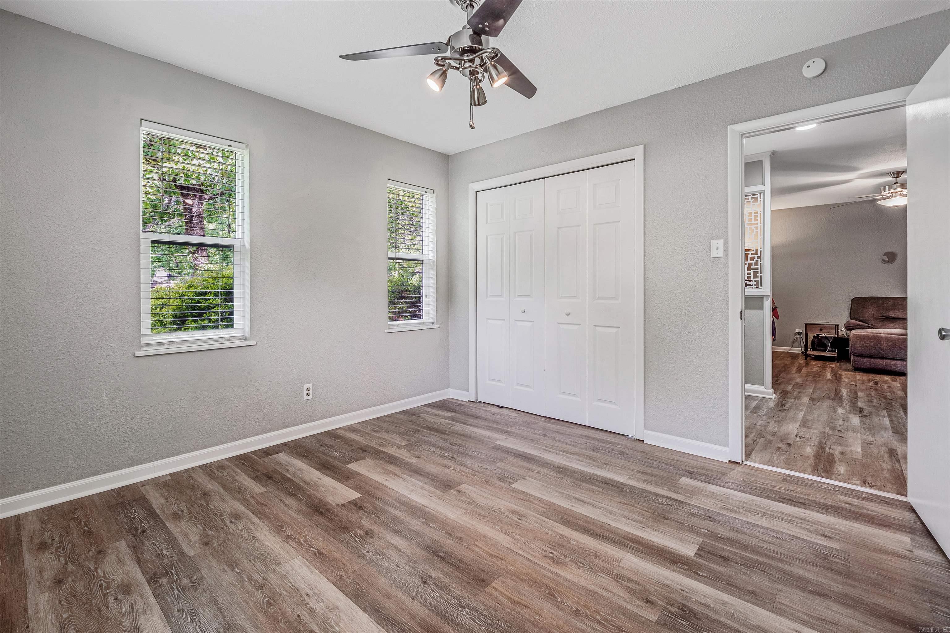 INDIAN HILLS - Residential