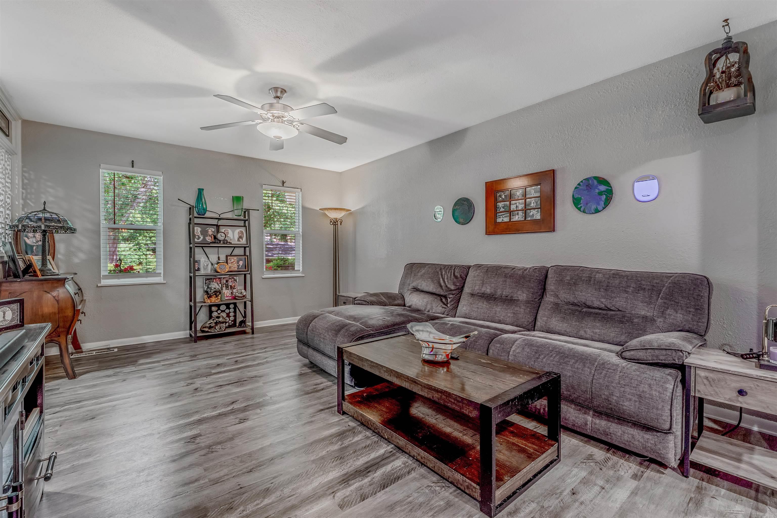 INDIAN HILLS - Residential