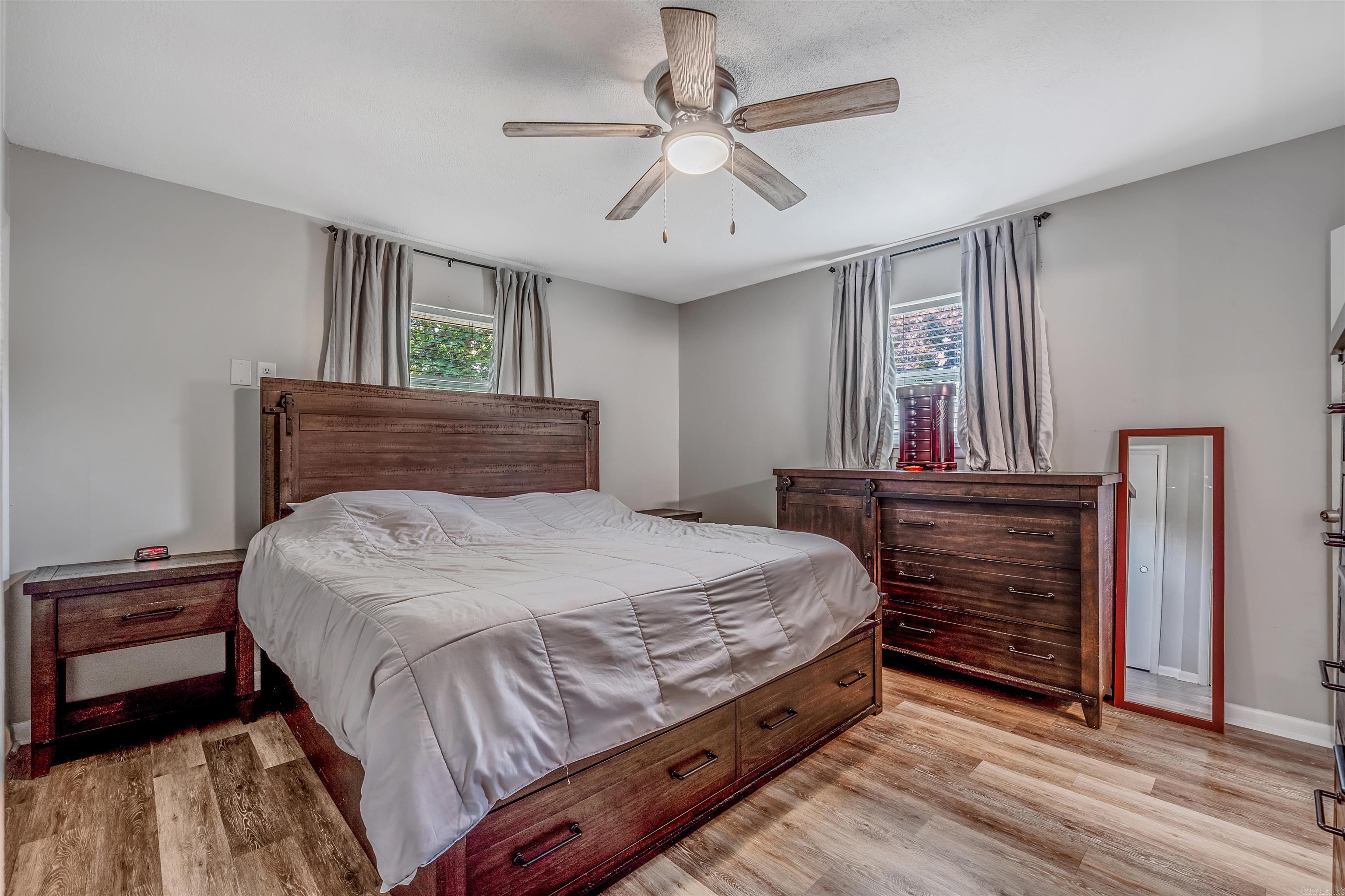 INDIAN HILLS - Residential