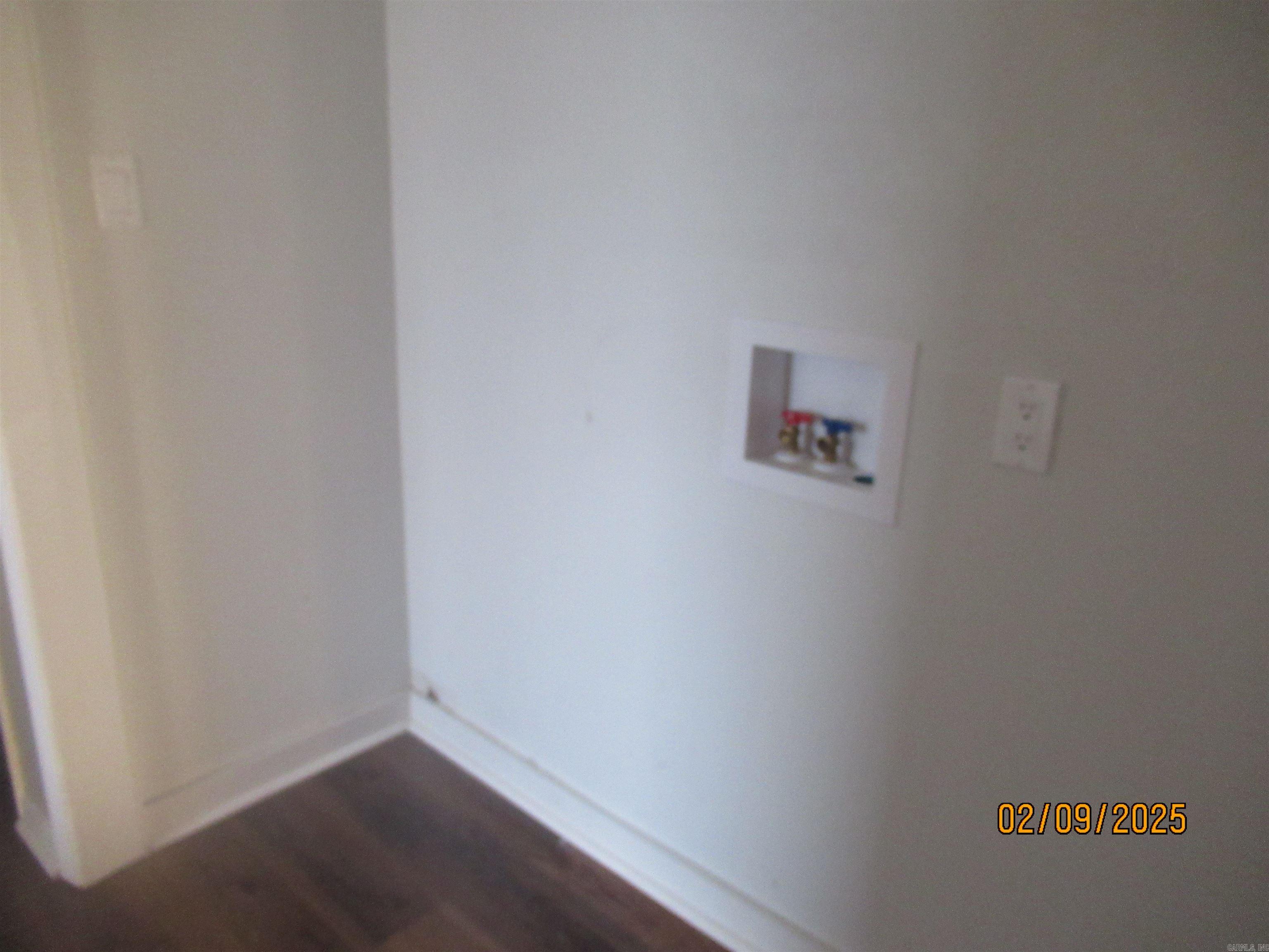 INDIAN HILLS - Residential