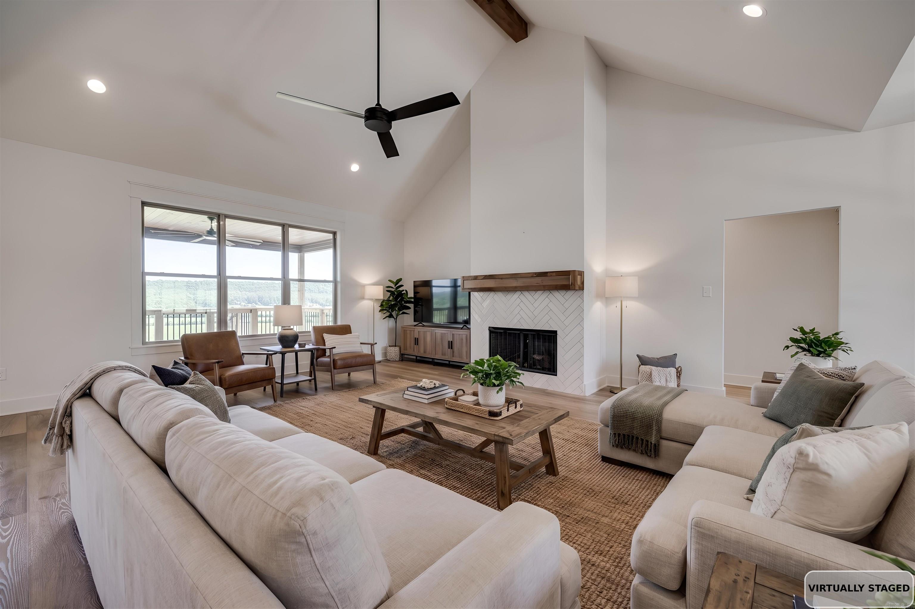 REYNOLDS RIDGE - Residential