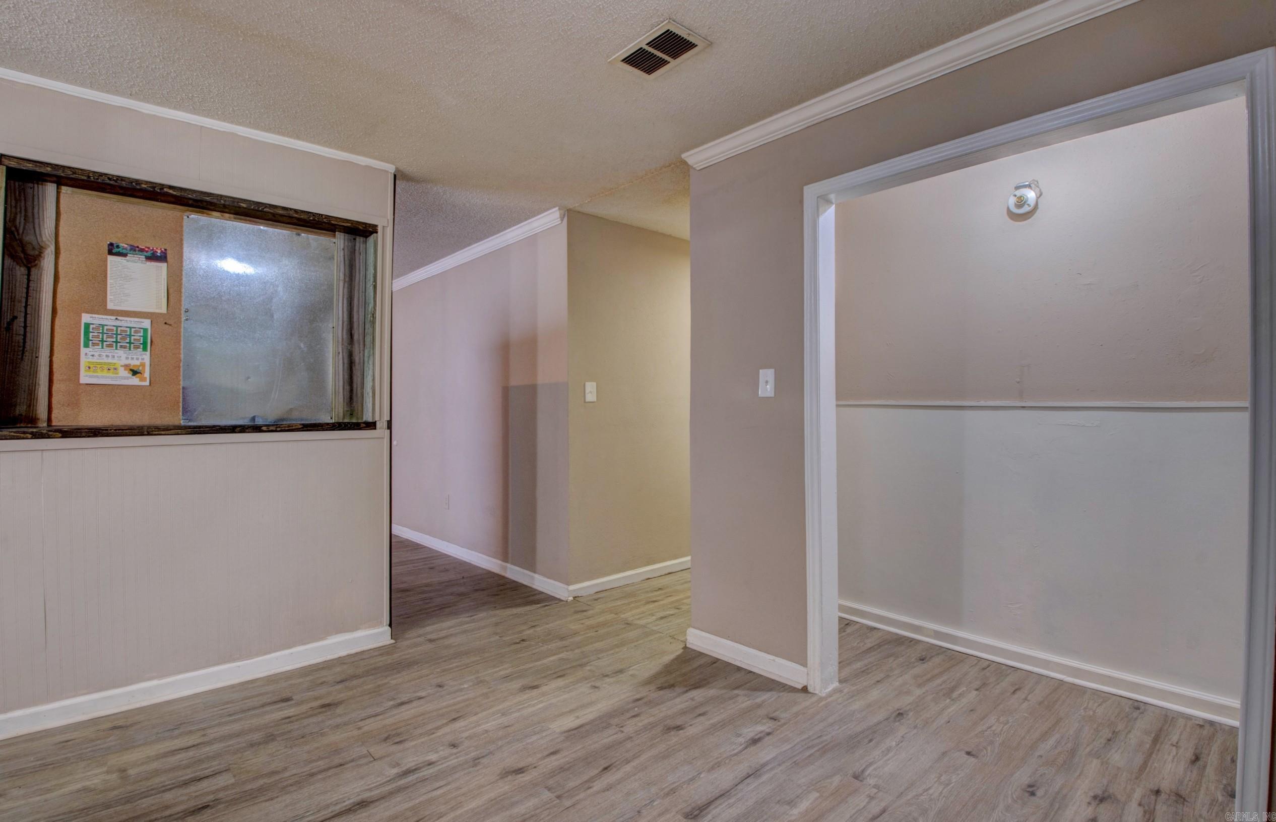 KELLOGG LAKE EST - Residential