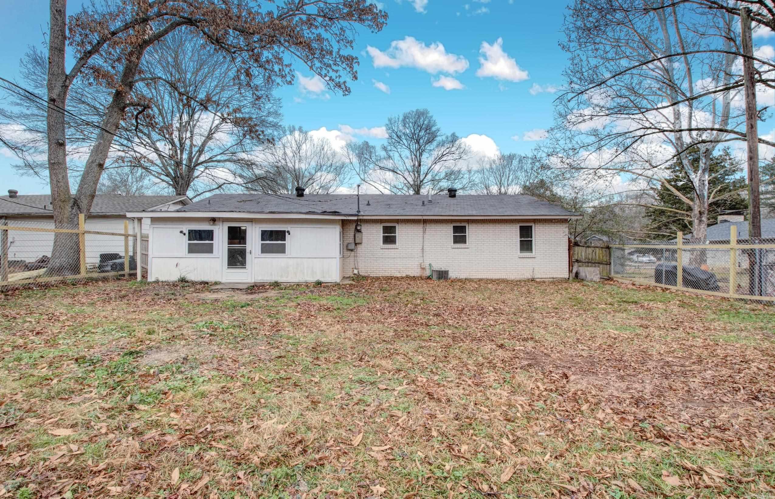 KELLOGG LAKE EST - Residential