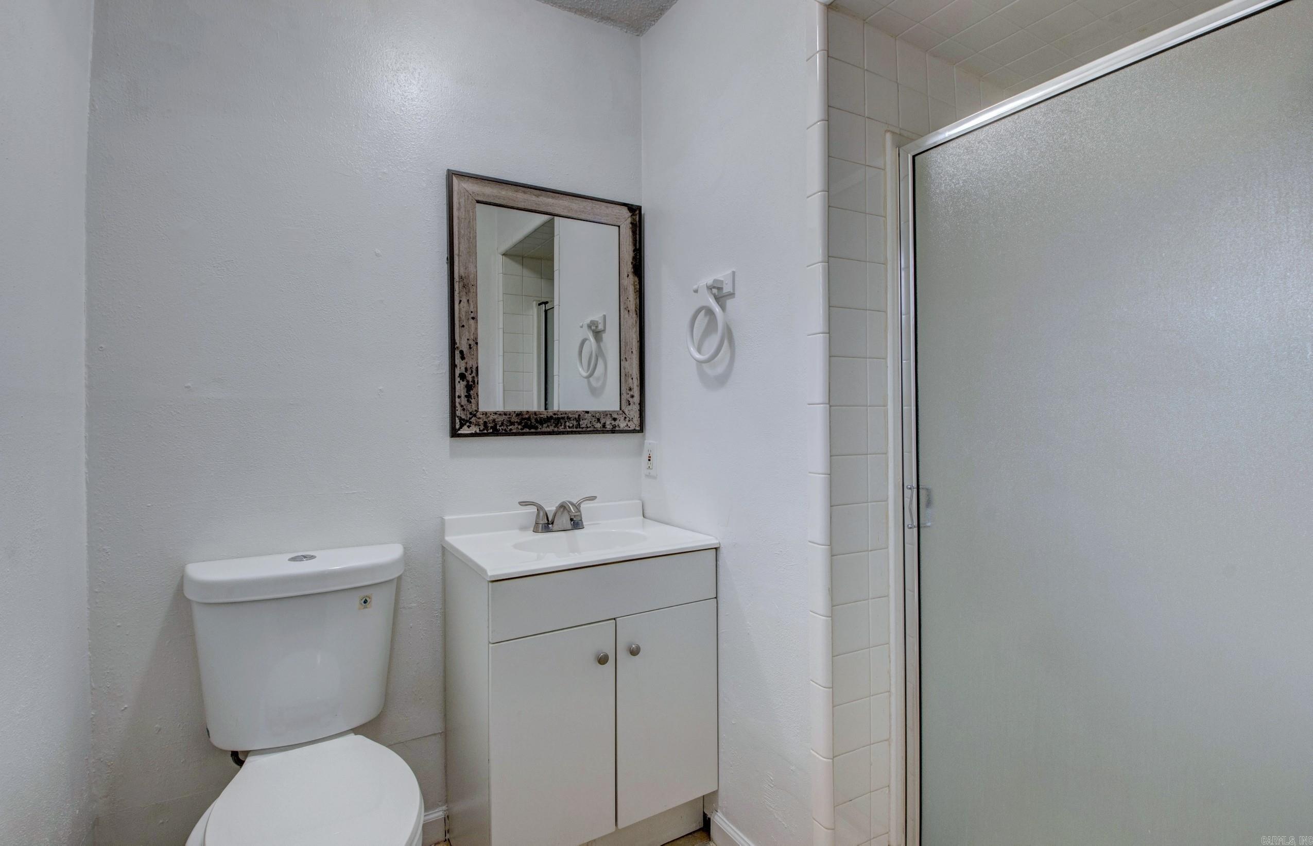 KELLOGG LAKE EST - Residential