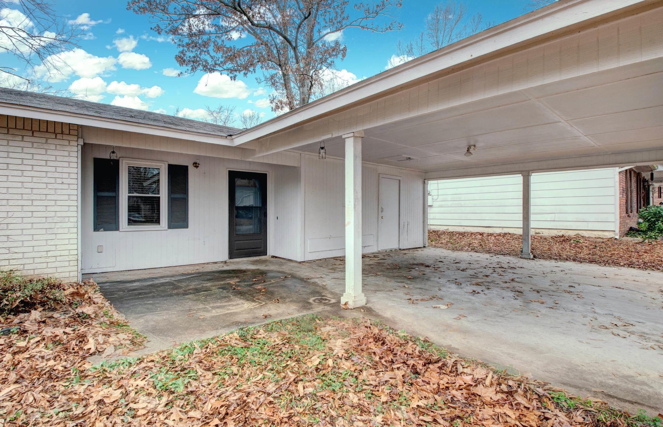 KELLOGG LAKE EST - Residential