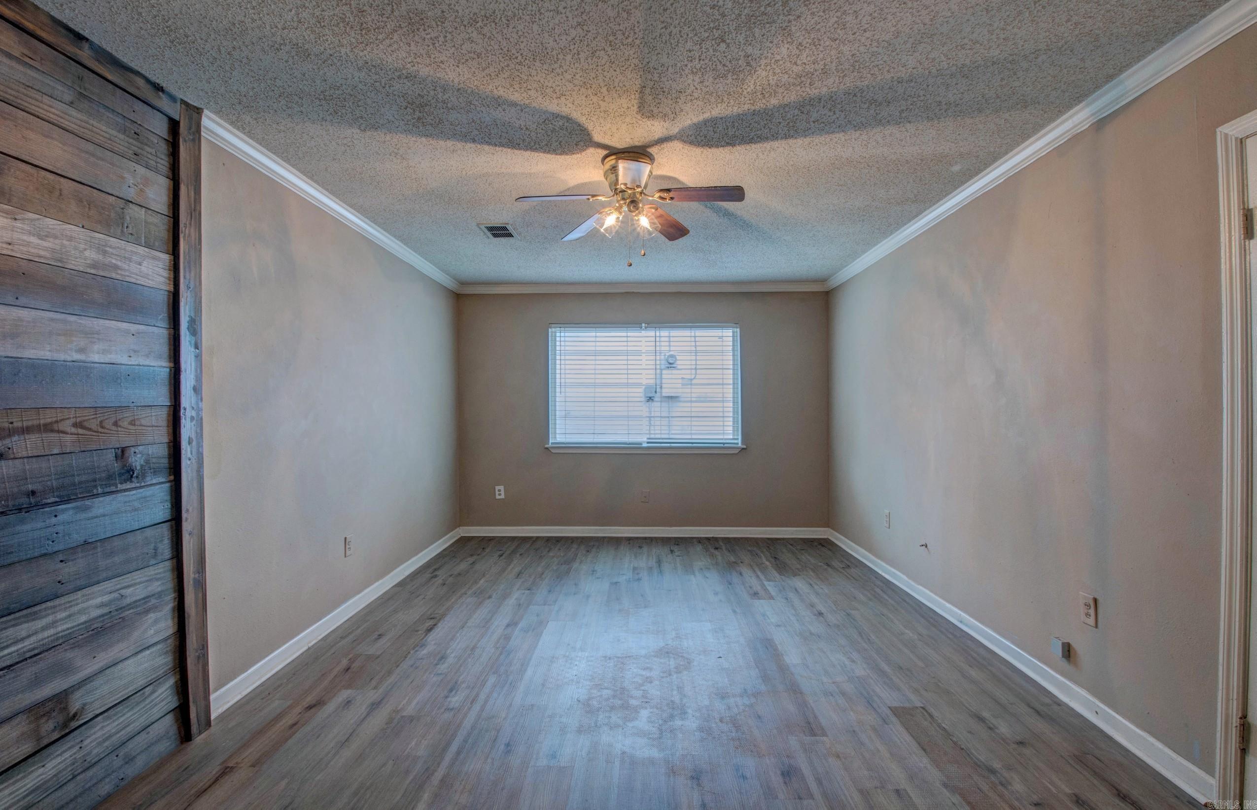 KELLOGG LAKE EST - Residential