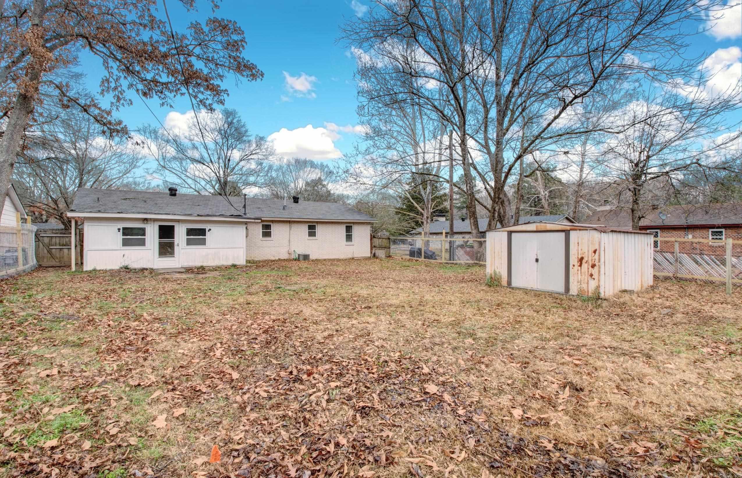 KELLOGG LAKE EST - Residential