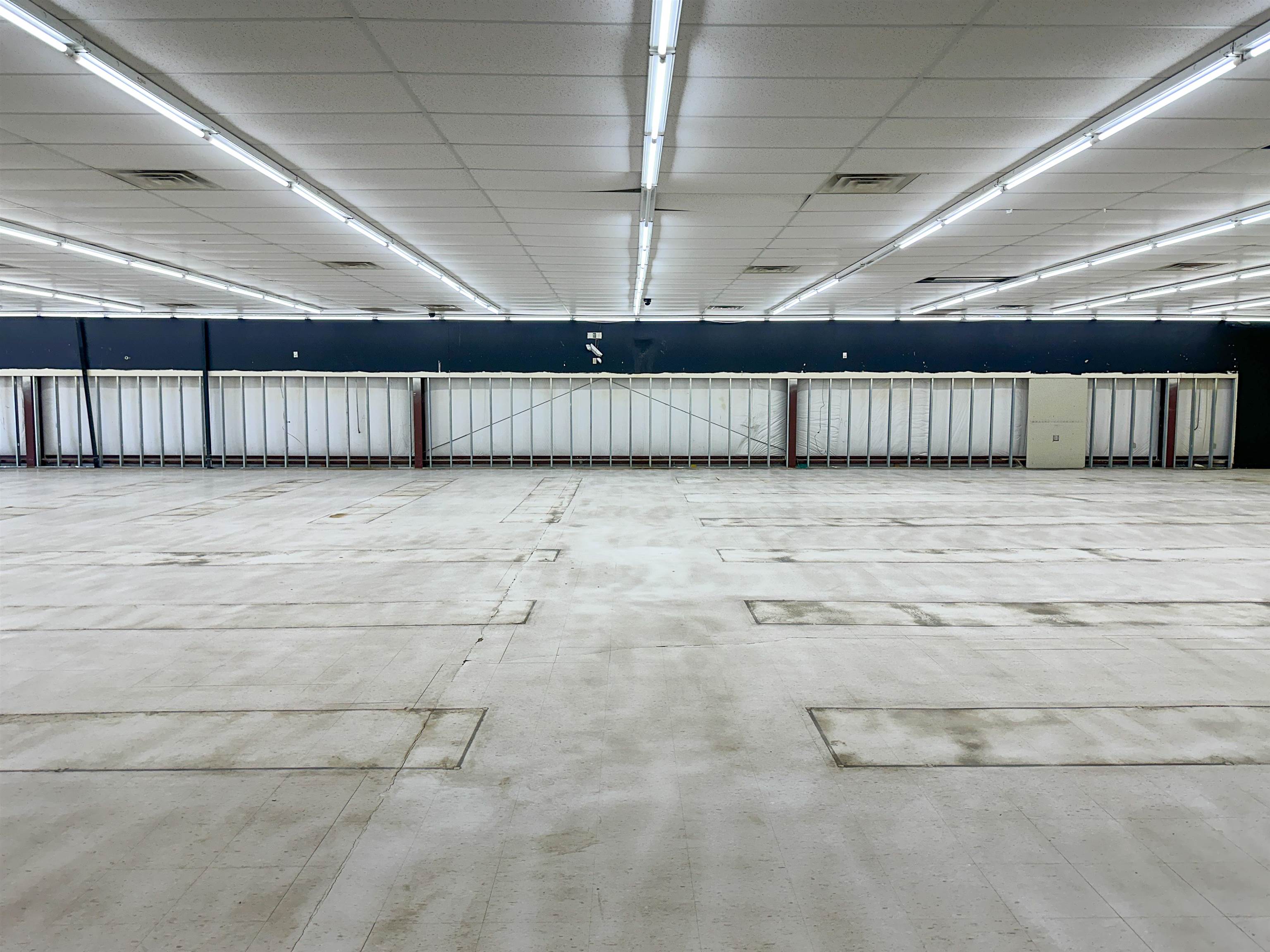 Metes & Bounds - Commercial Sale