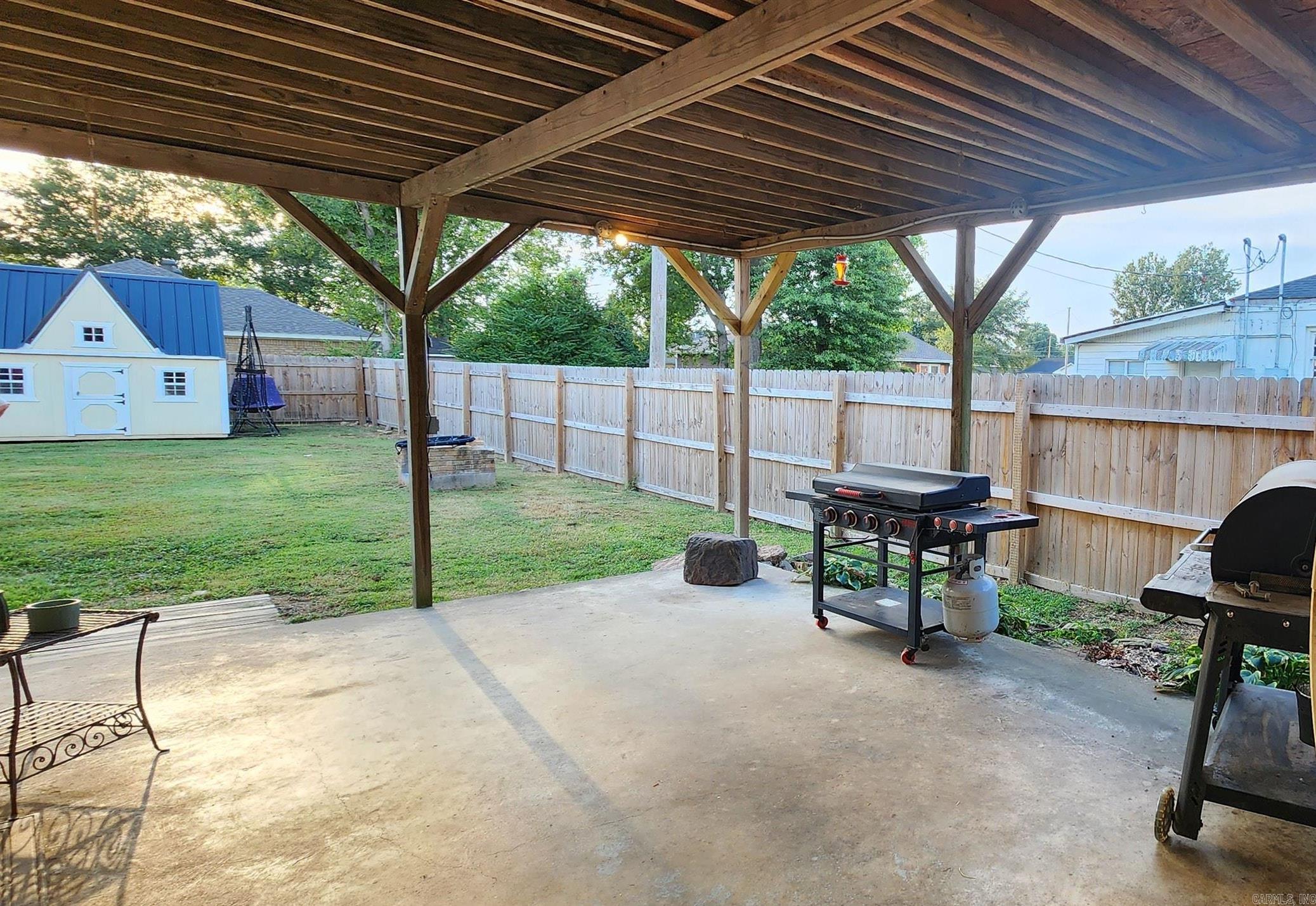 ROBERTSONS SUBDIVISION - Residential