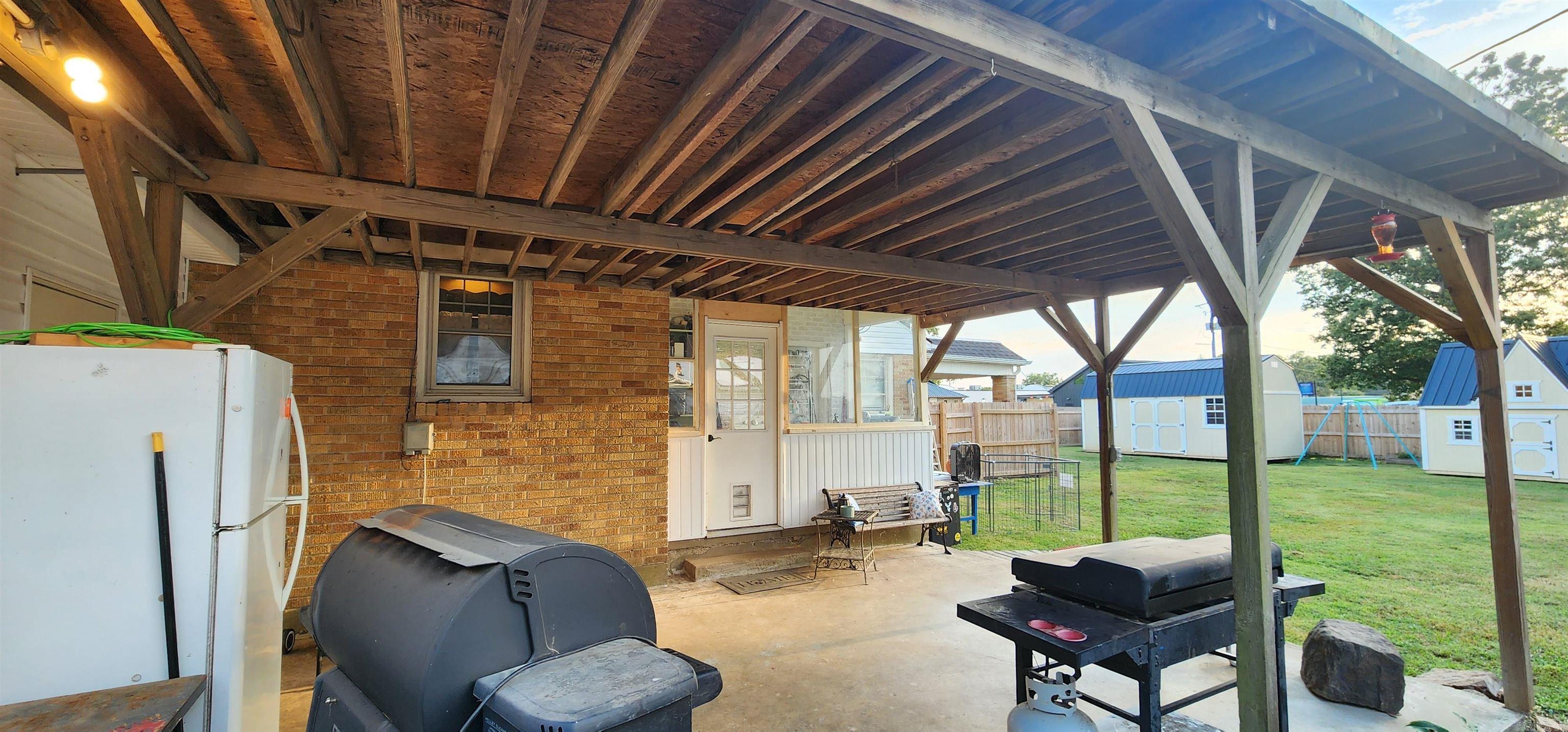 ROBERTSONS SUBDIVISION - Residential