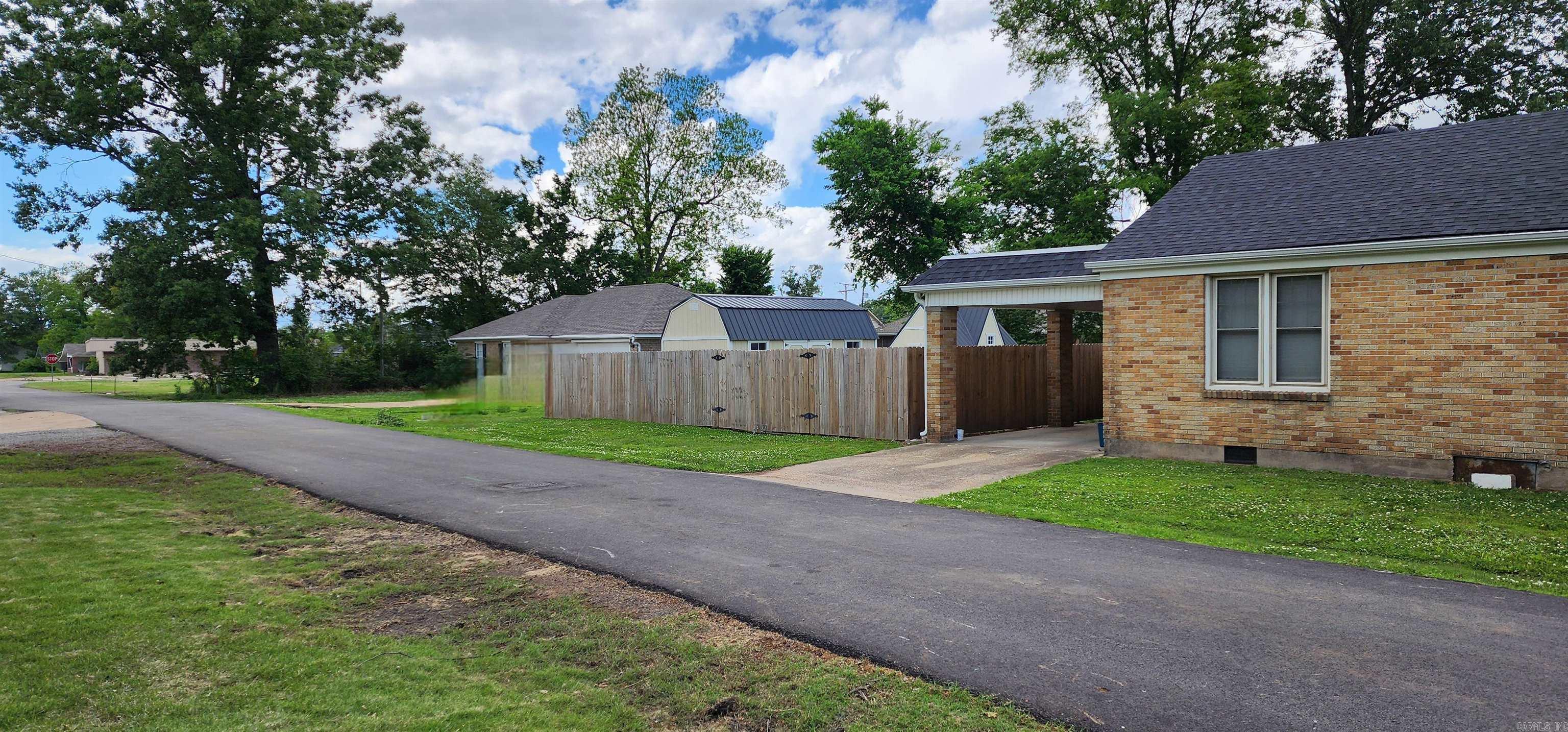 ROBERTSONS SUBDIVISION - Residential