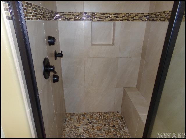 Chenal Valley - Residential Lease
