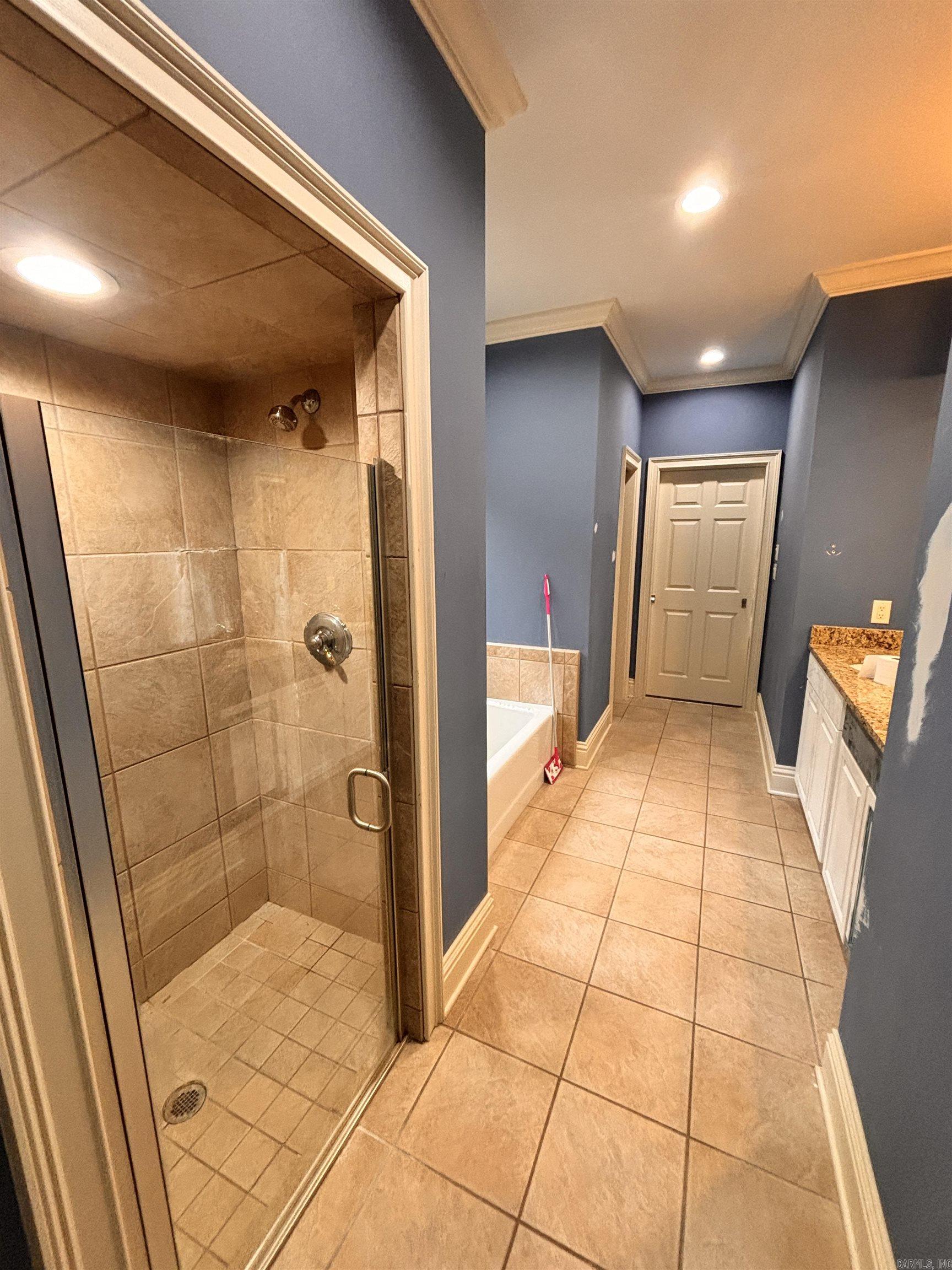 OVERLOOK PARK - Residential