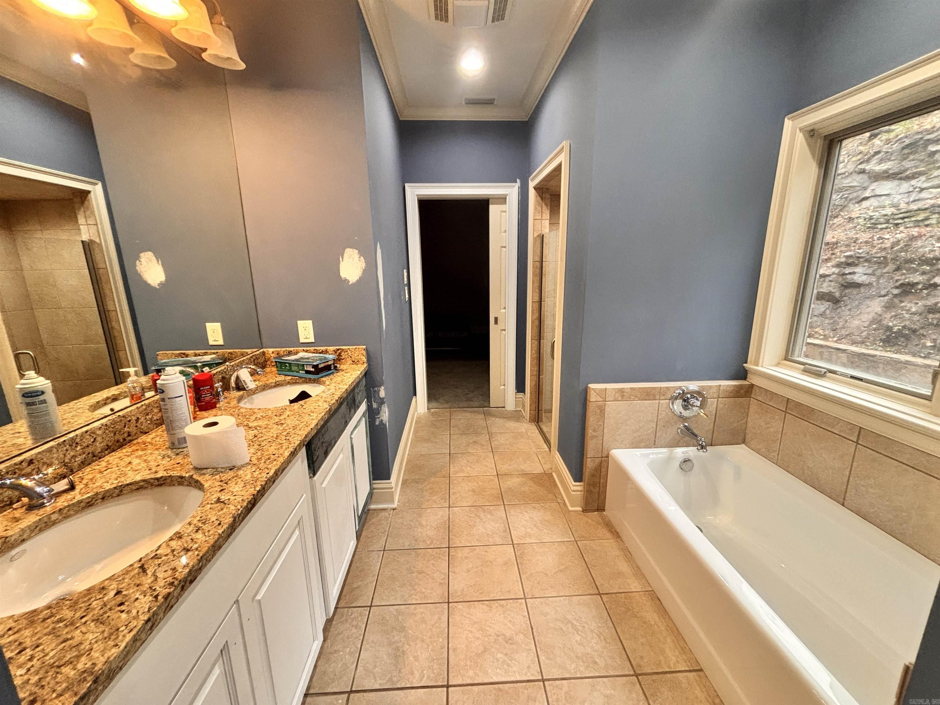 OVERLOOK PARK - Residential