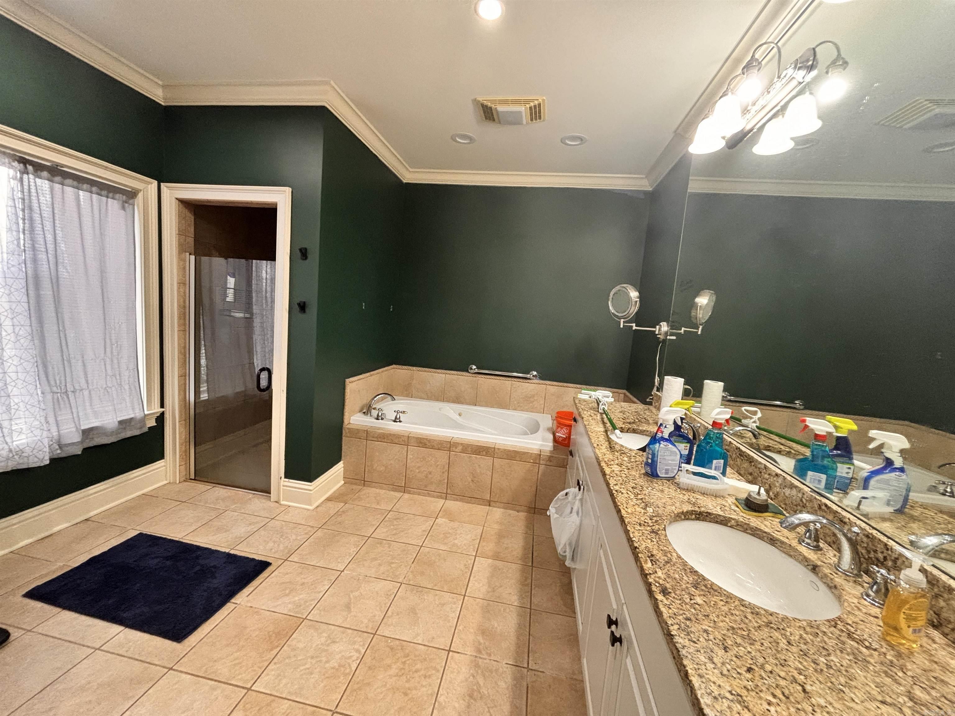 OVERLOOK PARK - Residential