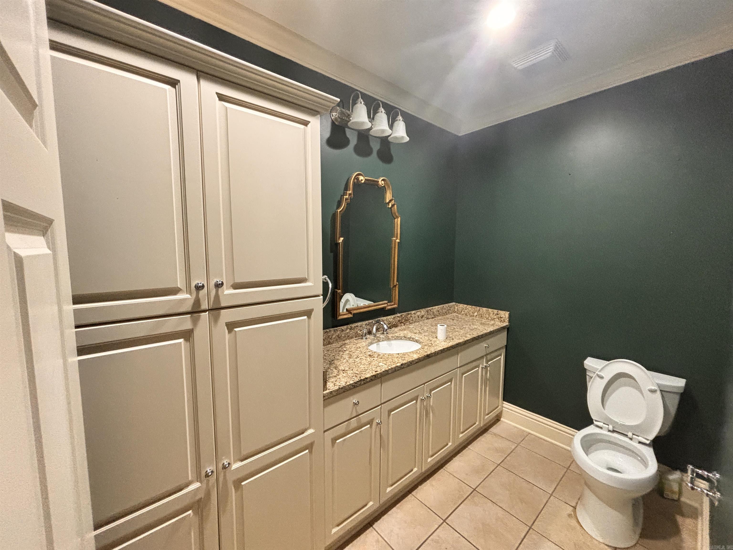 OVERLOOK PARK - Residential