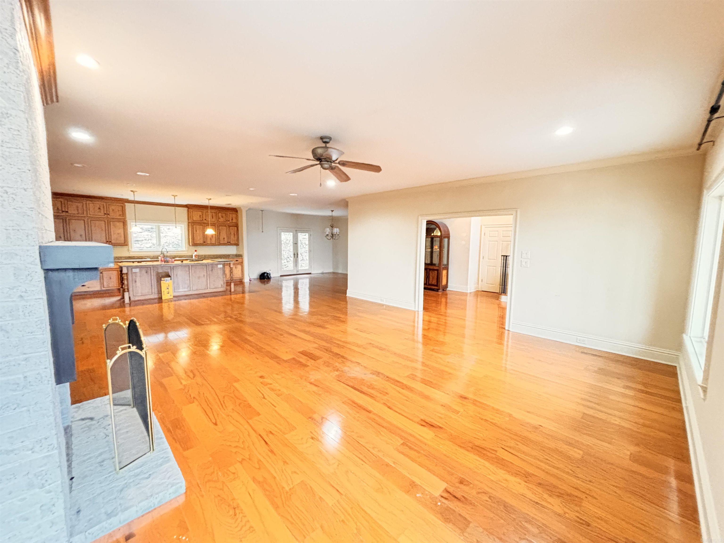 OVERLOOK PARK - Residential