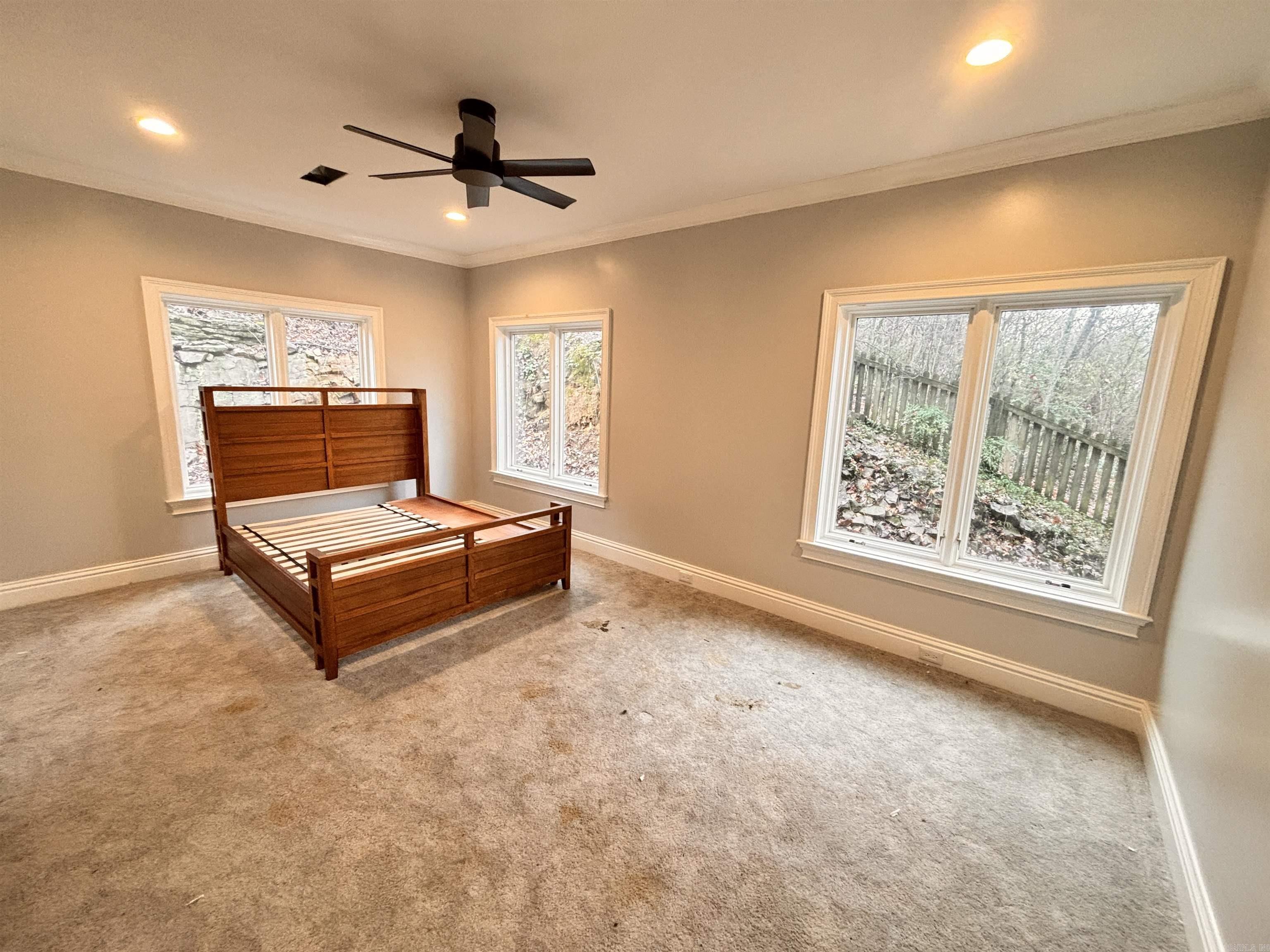 OVERLOOK PARK - Residential