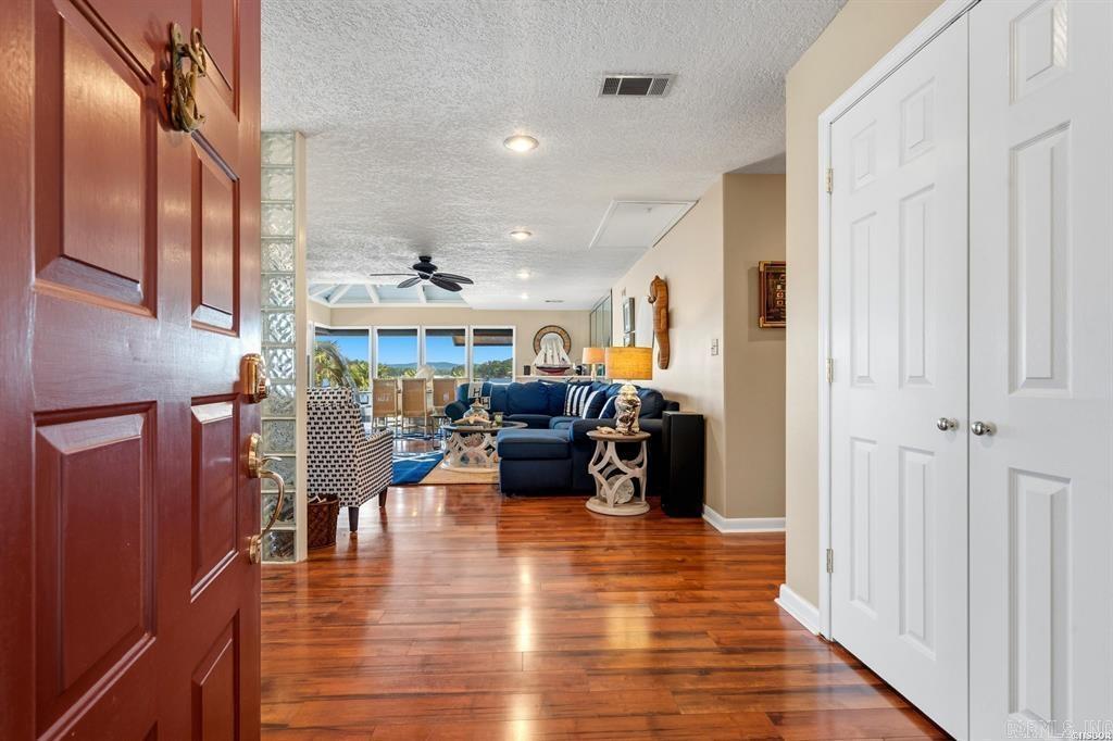 Farr Shores - Residential