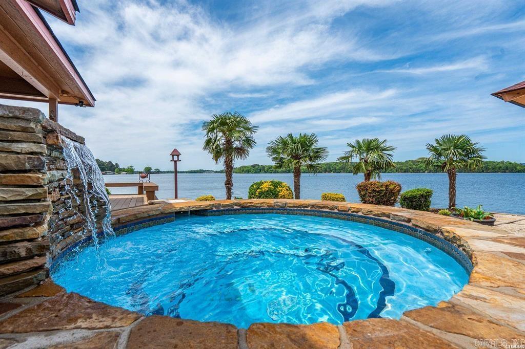 Farr Shores - Residential