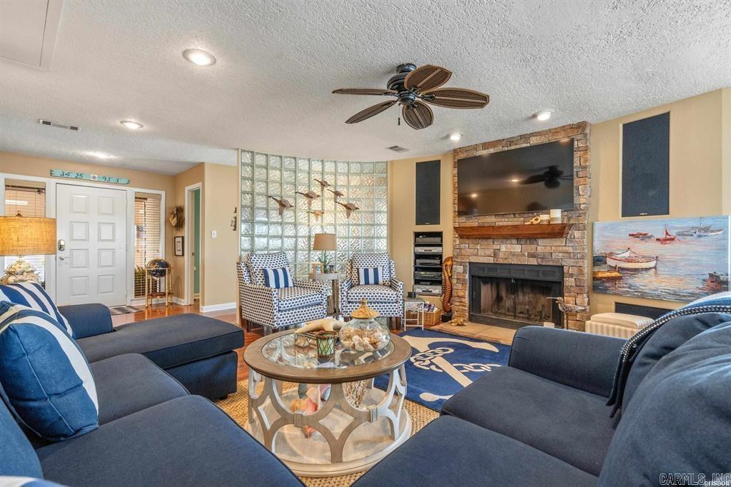 Farr Shores - Residential