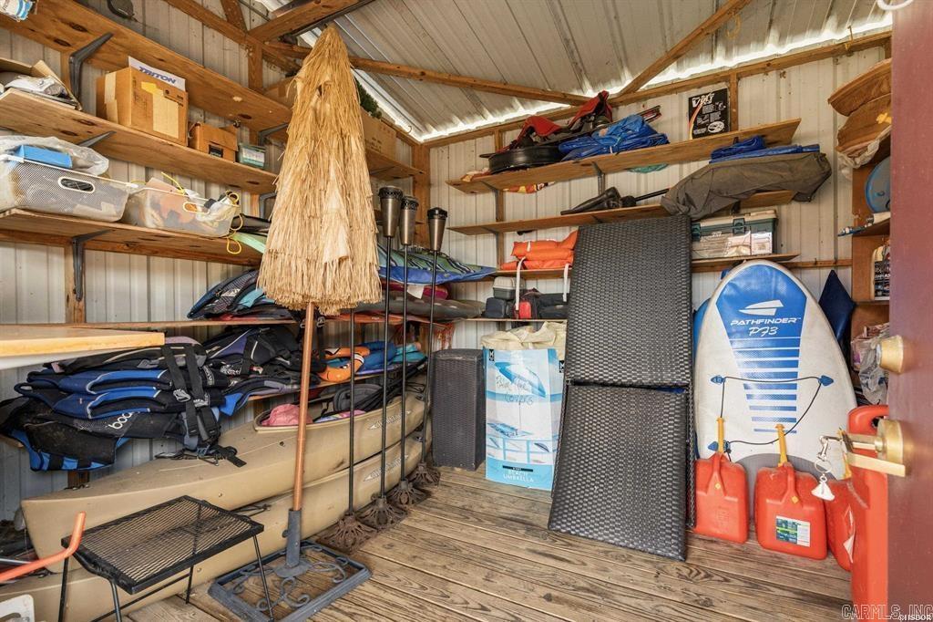 Farr Shores - Residential