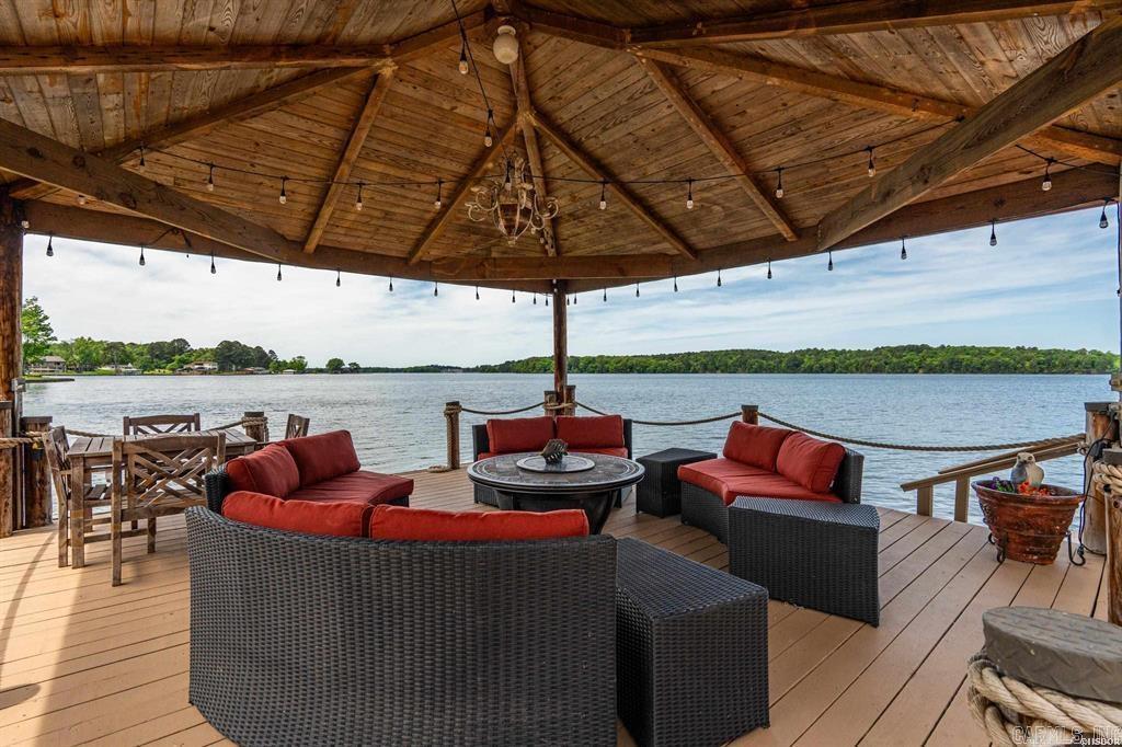 Farr Shores - Residential