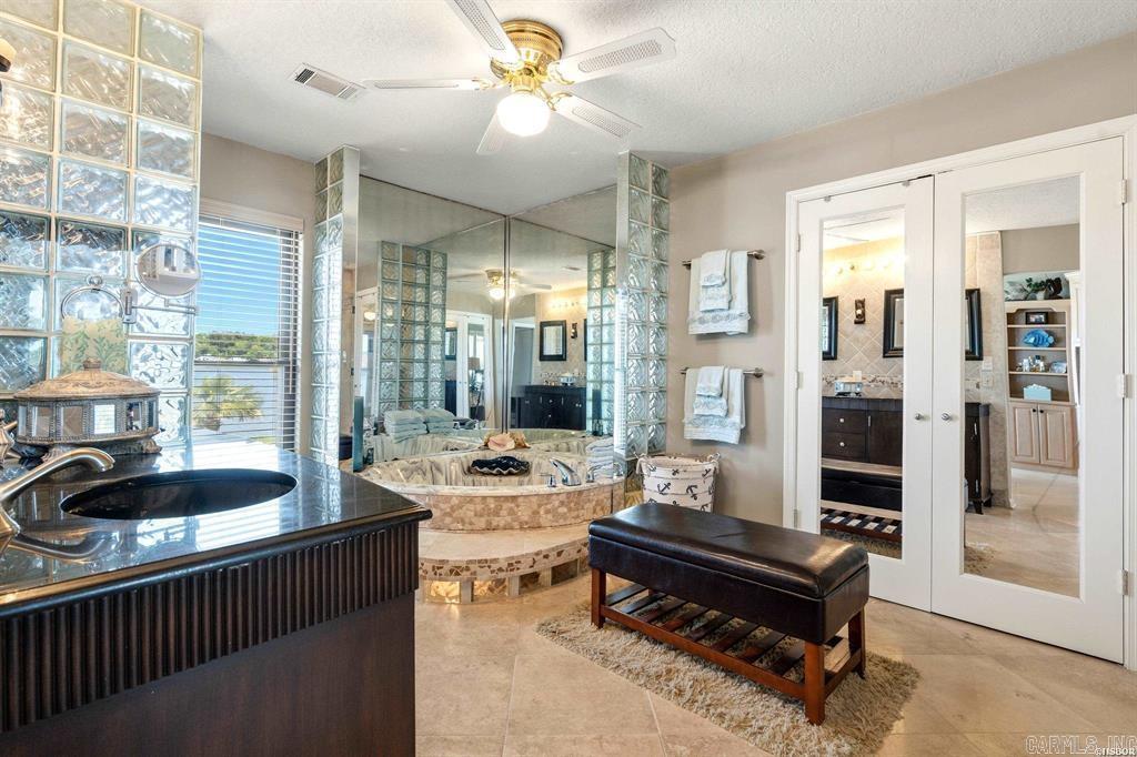 Farr Shores - Residential