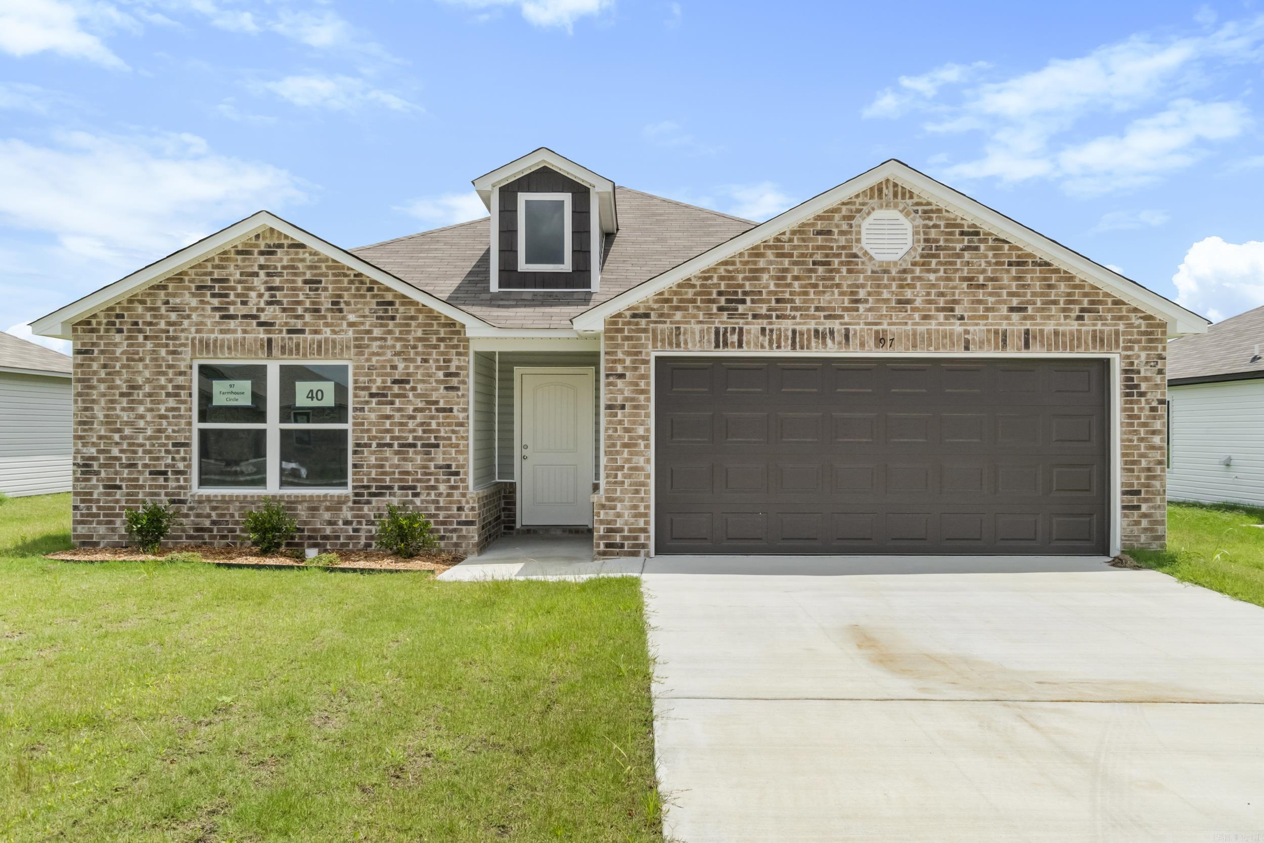 HILL FARM - Residential