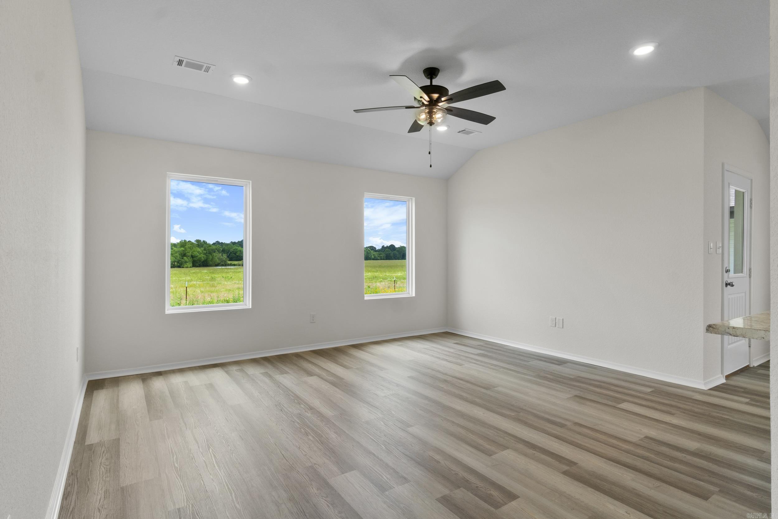 HILL FARM - Residential