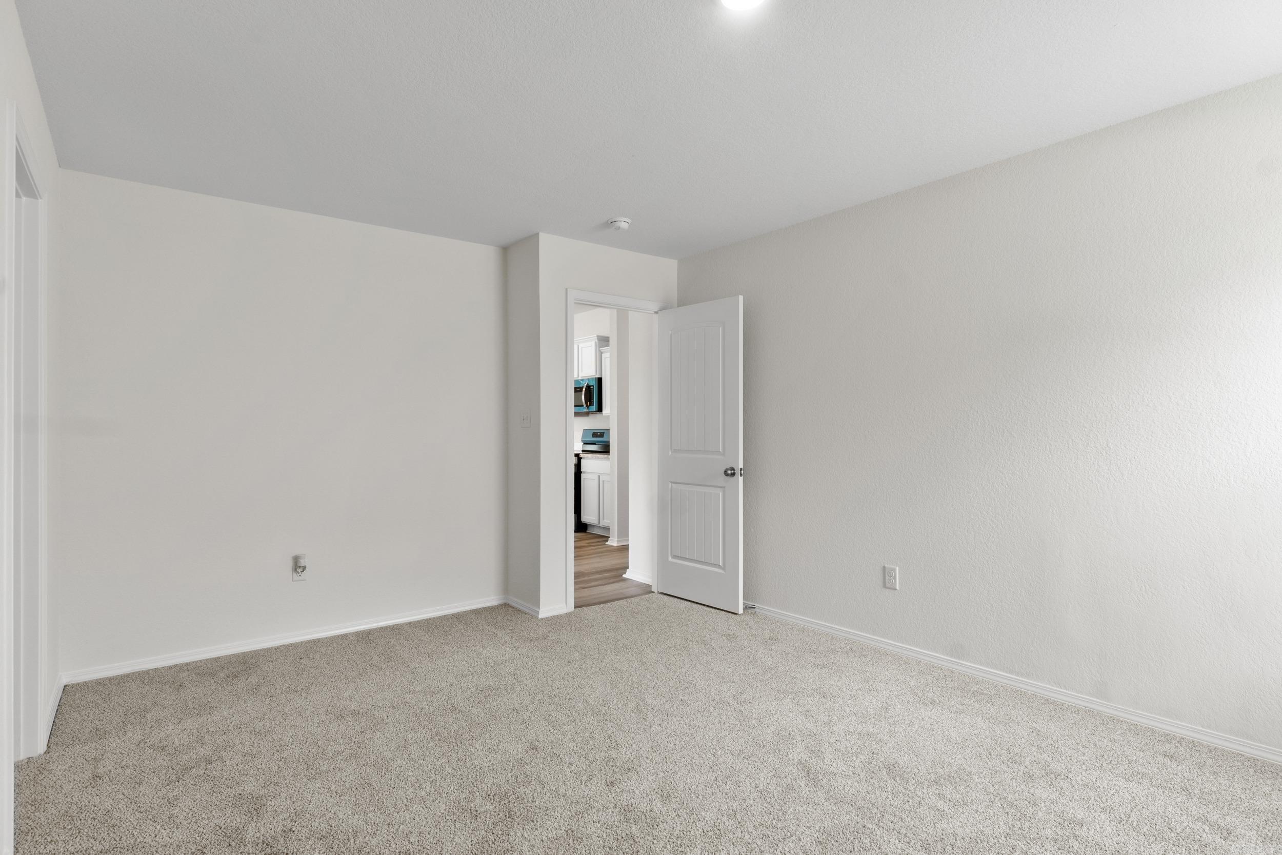 HILL FARM - Residential