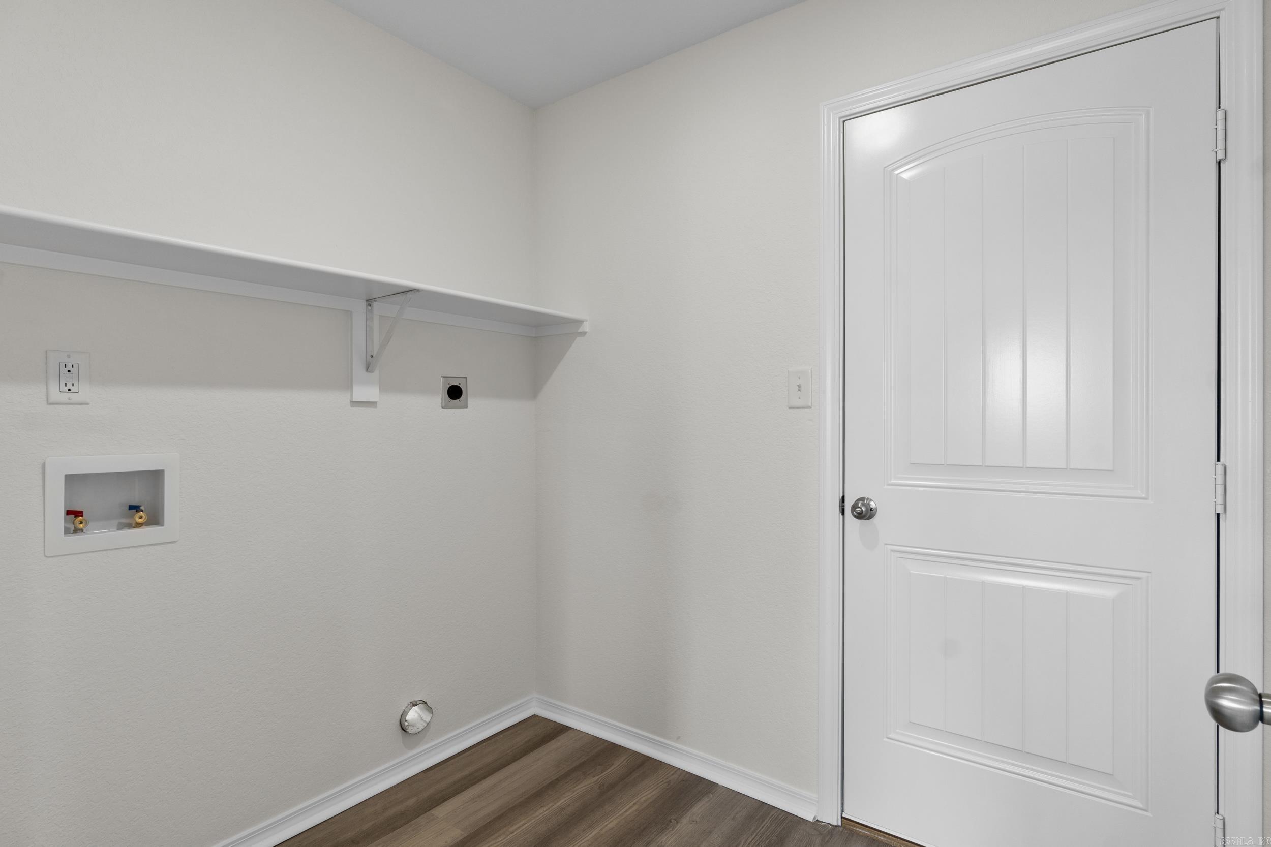 HILL FARM - Residential