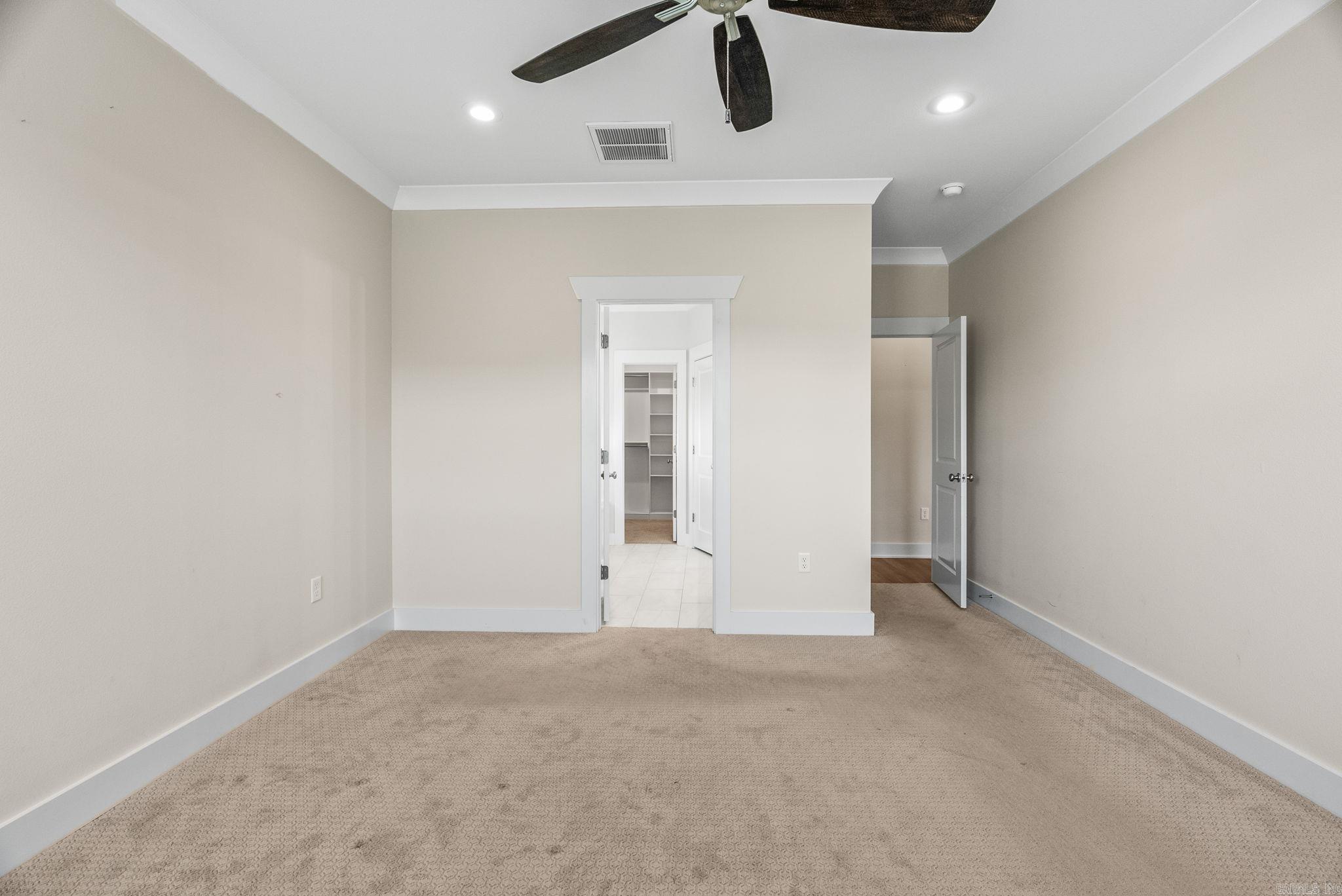 IVY PLACE - Residential