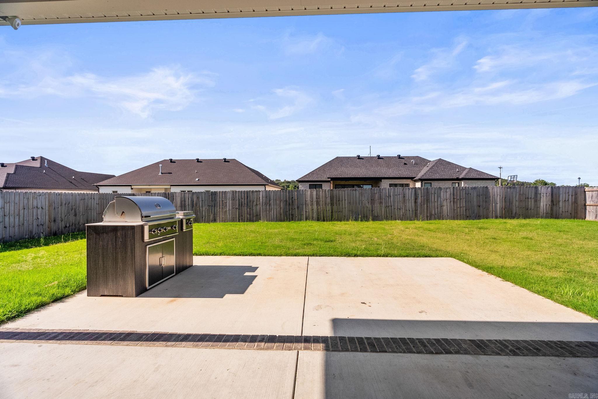 IVY PLACE - Residential