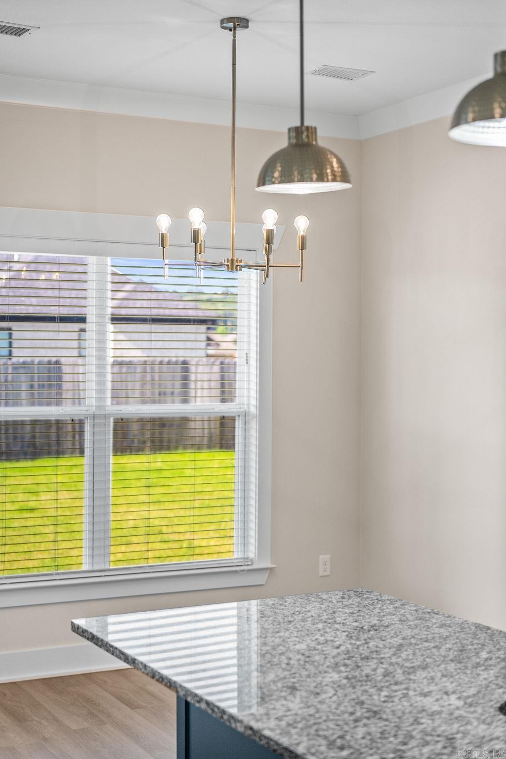 IVY PLACE - Residential